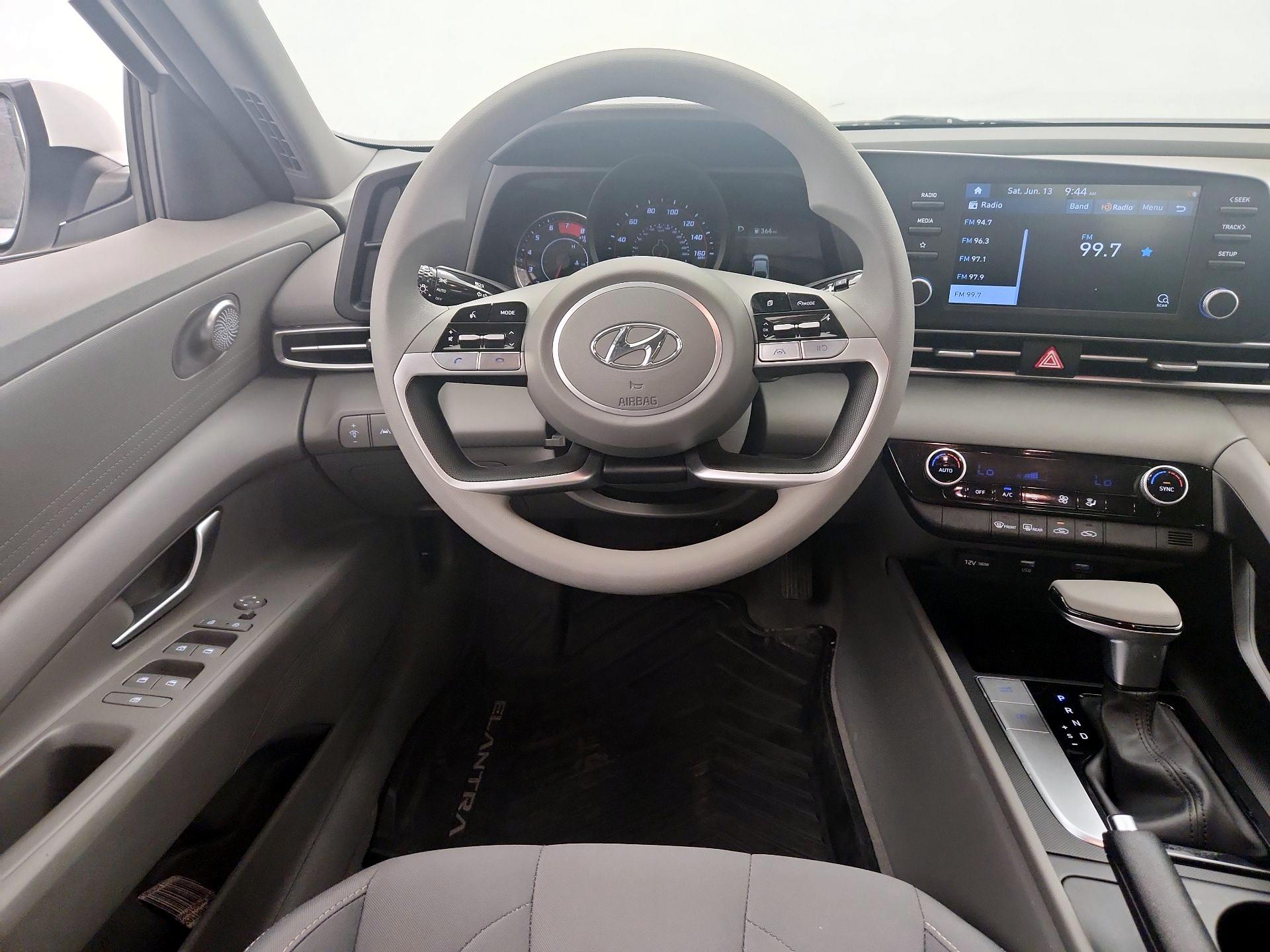 Thumbnail: 2023 Hyundai Elantra - 10