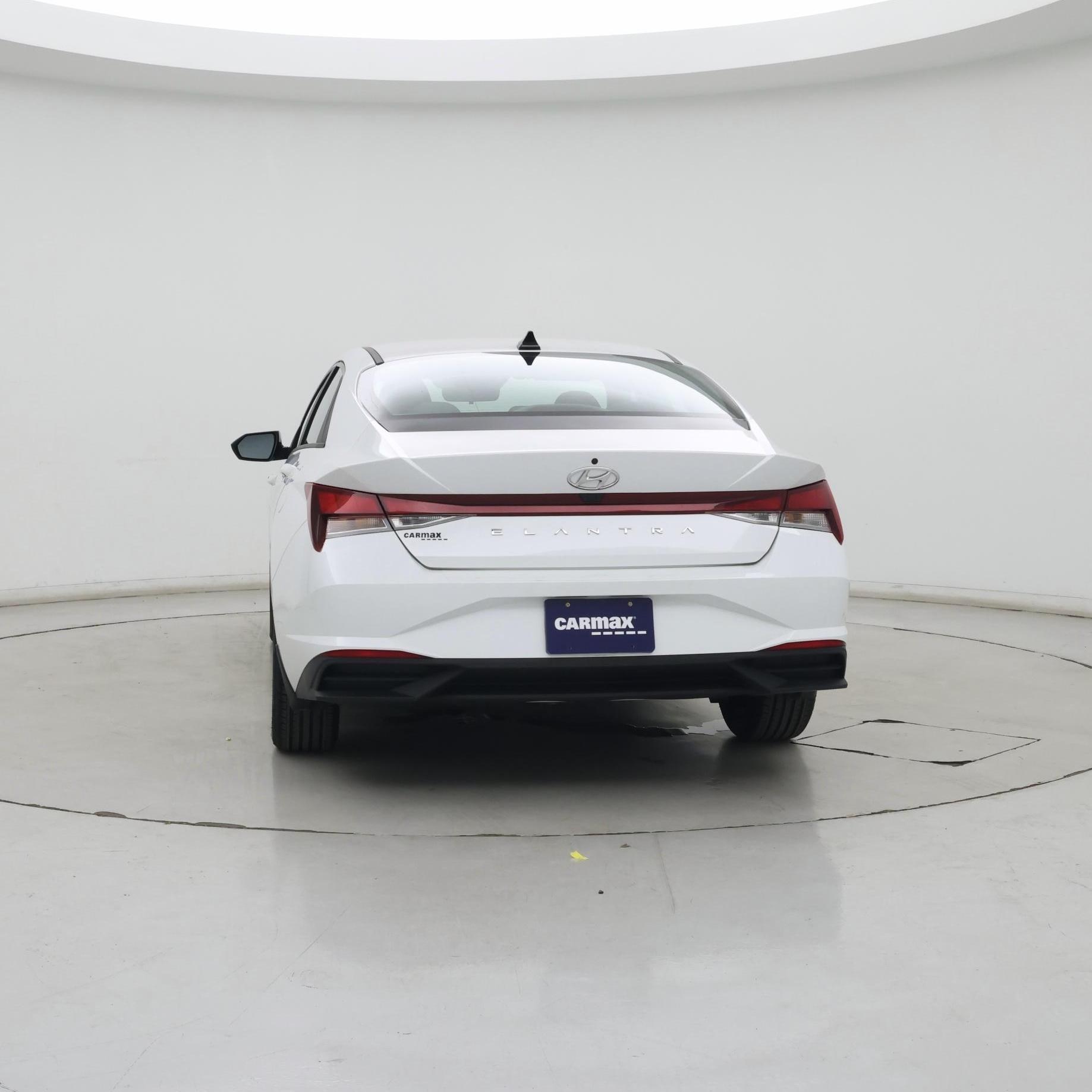 Thumbnail: 2023 Hyundai Elantra - 2
