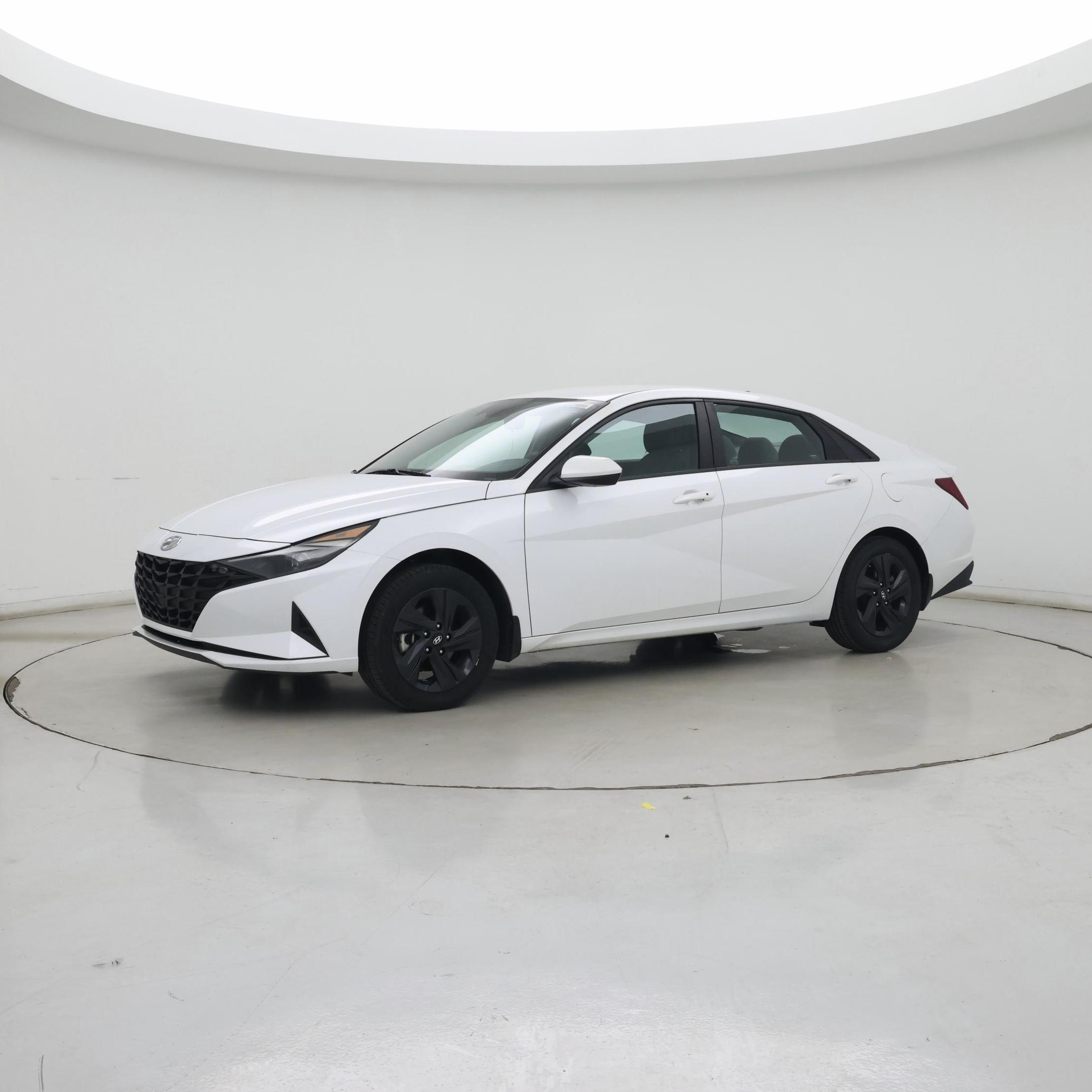 Thumbnail: 2023 Hyundai Elantra - 4