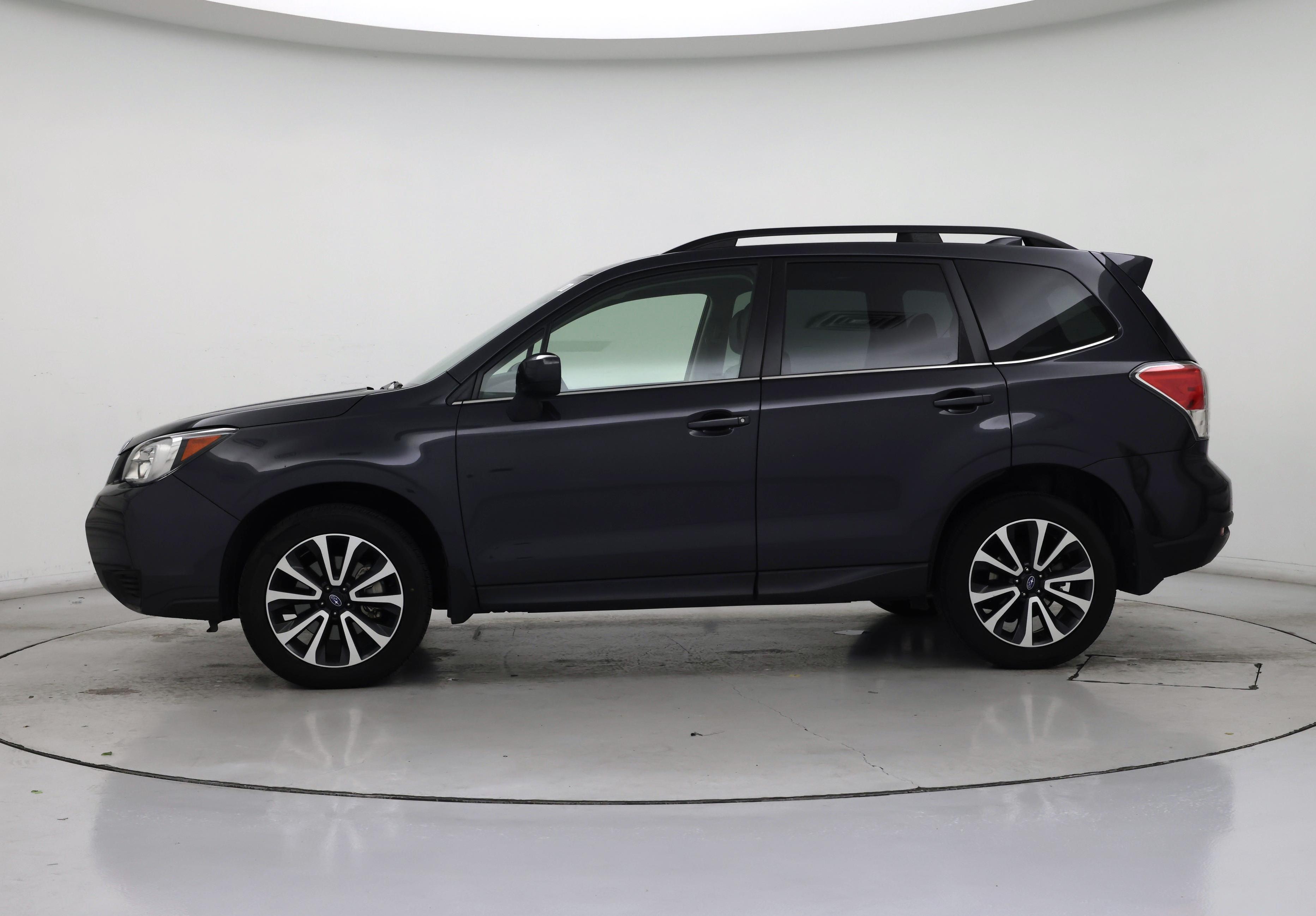 Thumbnail: 2018 Subaru Forester - 3