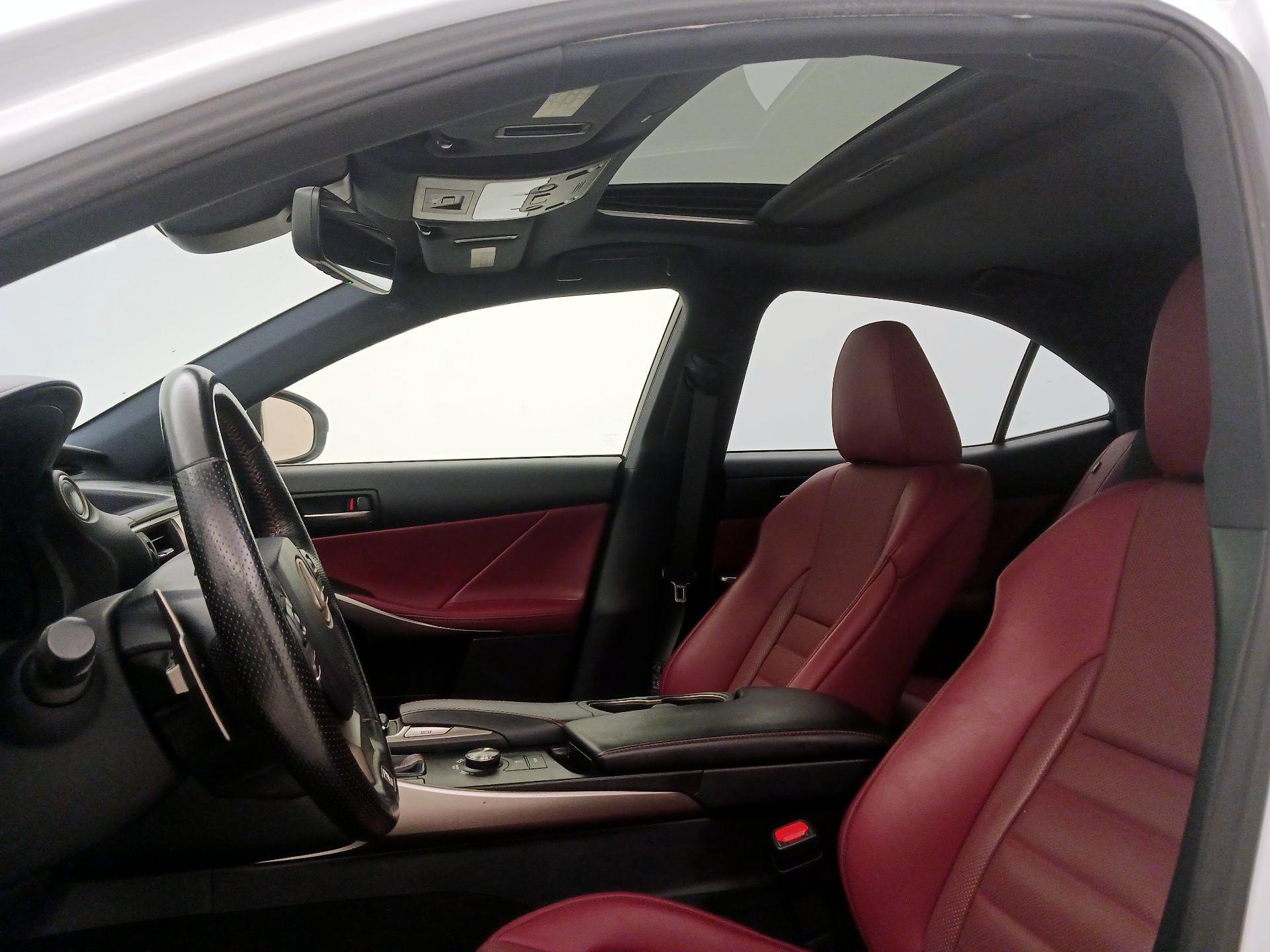 Thumbnail: 2020 Lexus IS - 20