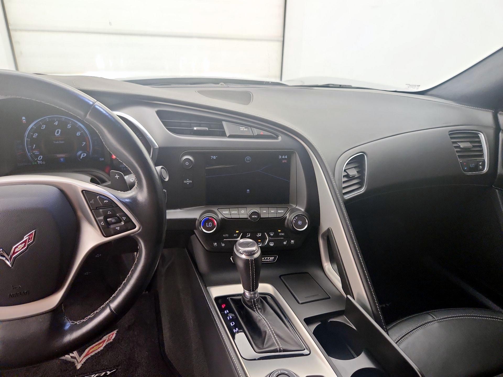 Thumbnail: 2015 Chevrolet Corvette - 9