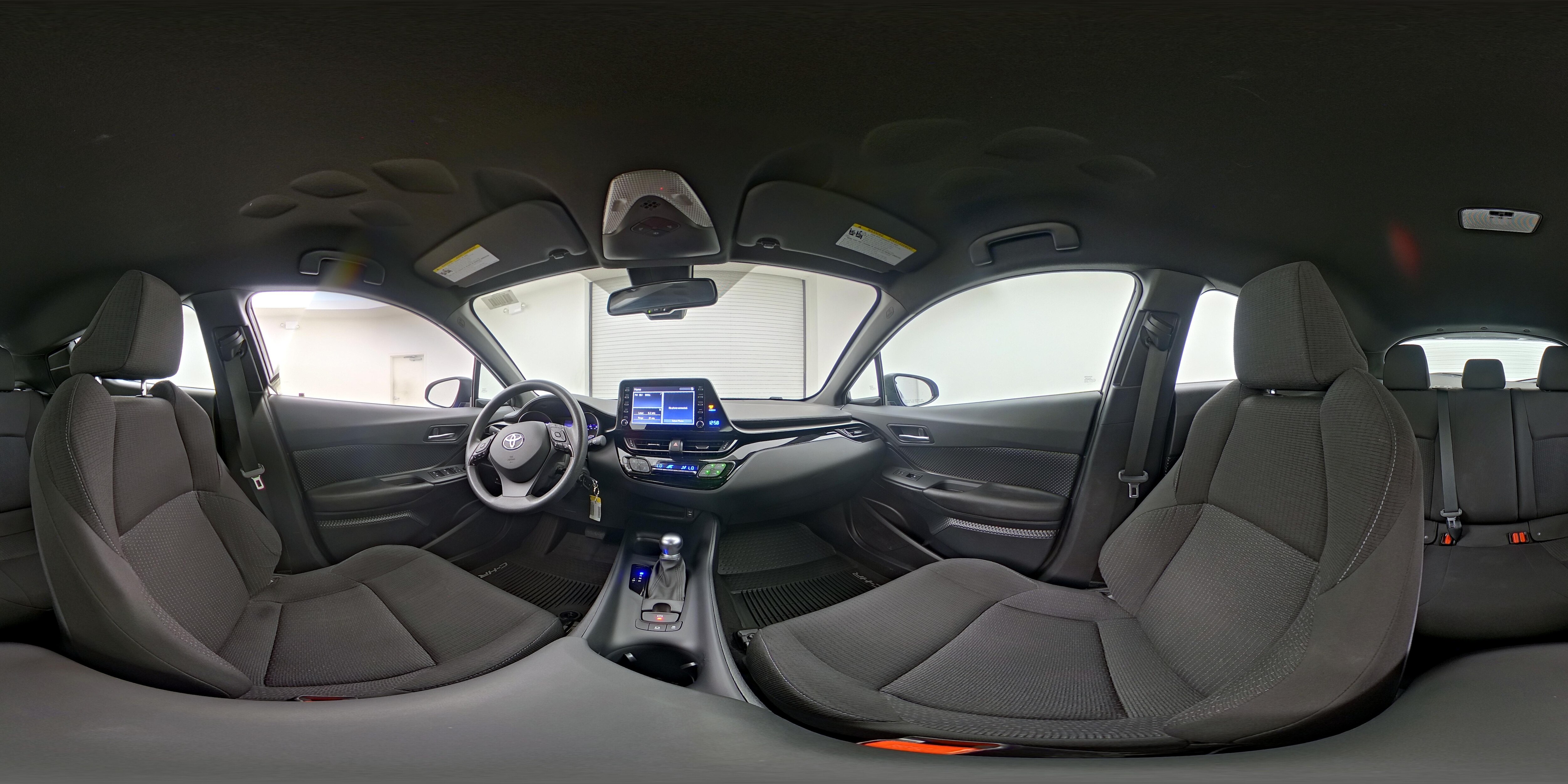 2019 Toyota C-HR LE - Photo 24