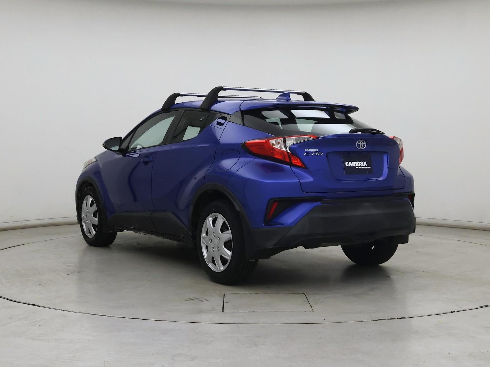 2019 Toyota C-HR LE - Photo 3