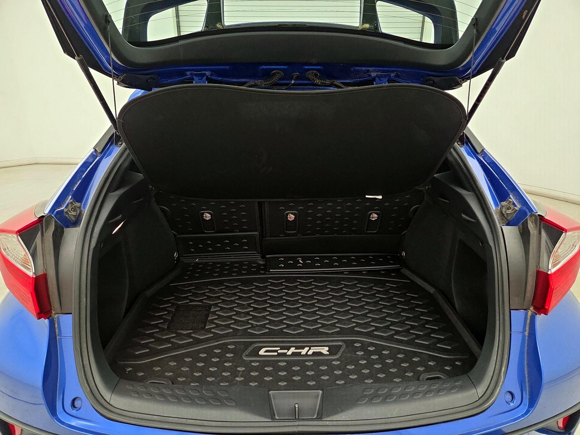 Thumbnail: 2019 Toyota C-HR - 20