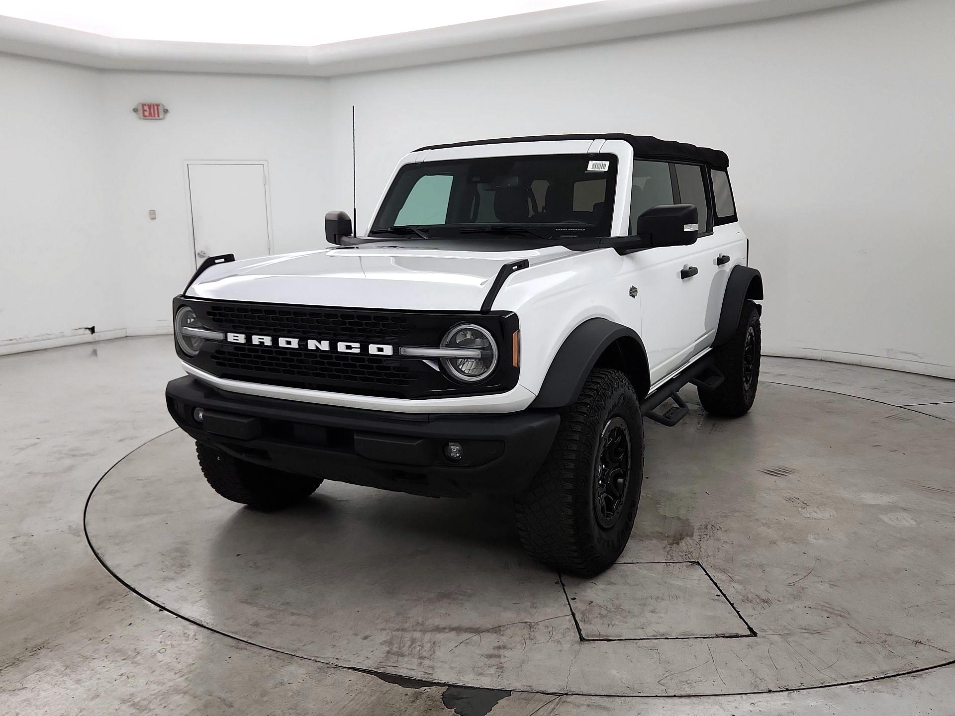 Thumbnail: 2022 Ford Bronco - 3