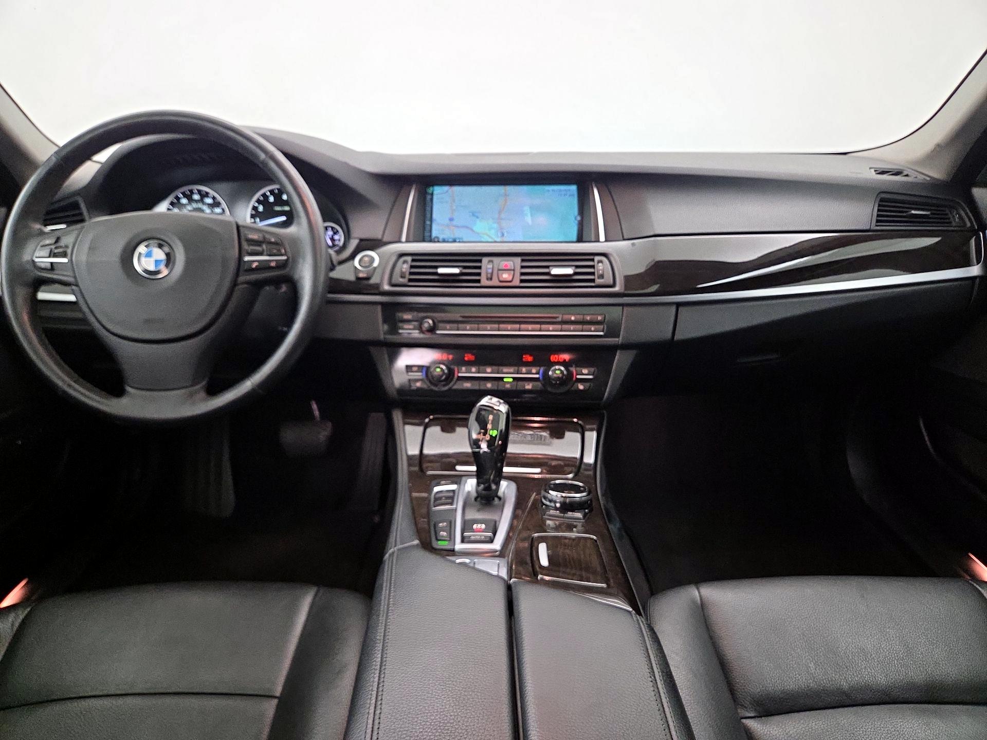 Thumbnail: 2014 BMW 5 Series - 9