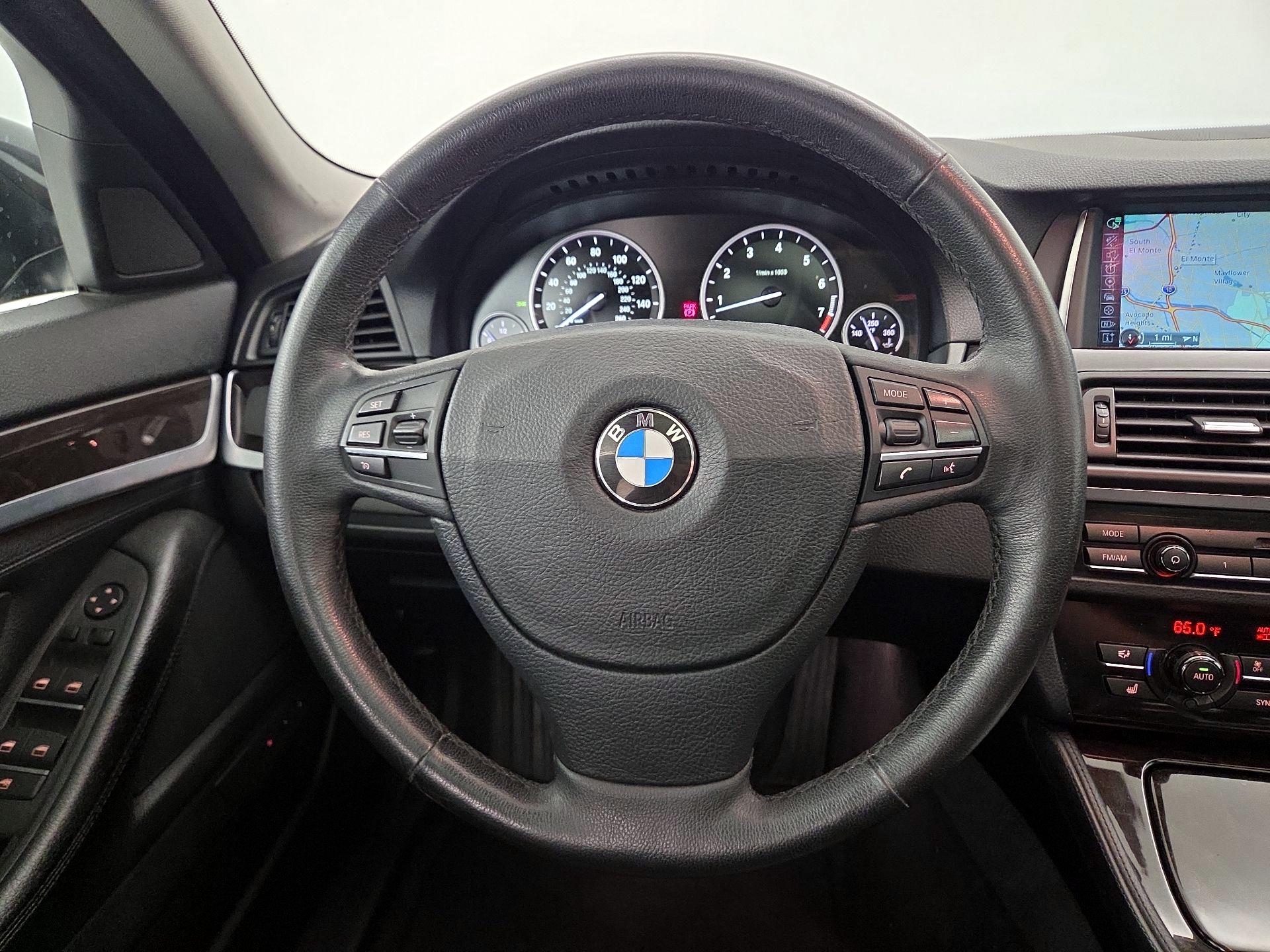 Thumbnail: 2014 BMW 5 Series - 10