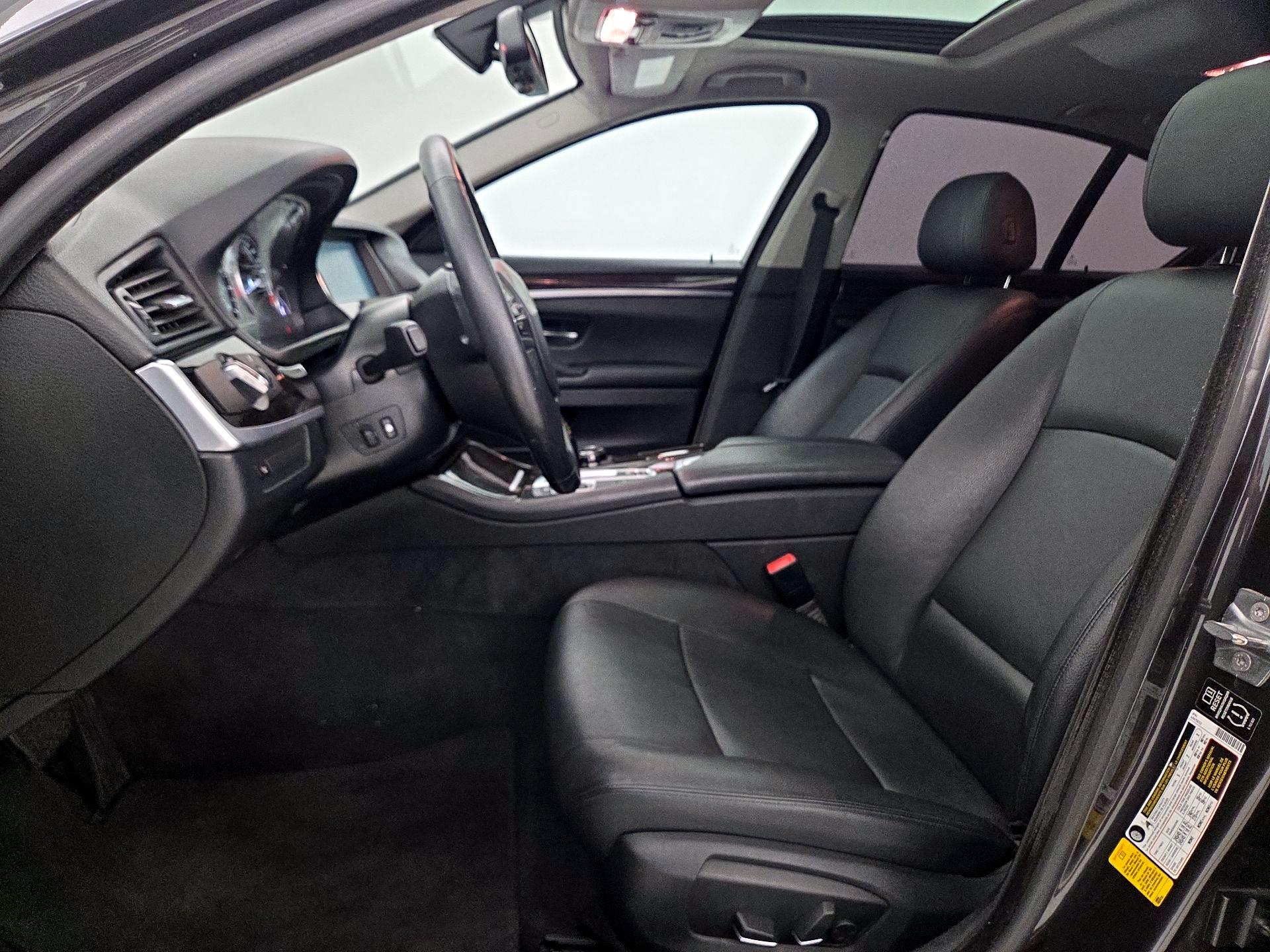 Thumbnail: 2014 BMW 5 Series - 11