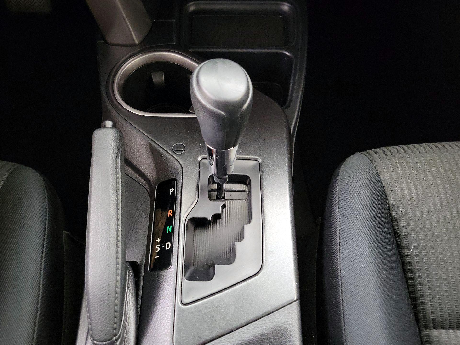 Thumbnail: 2016 Toyota RAV4 - 17