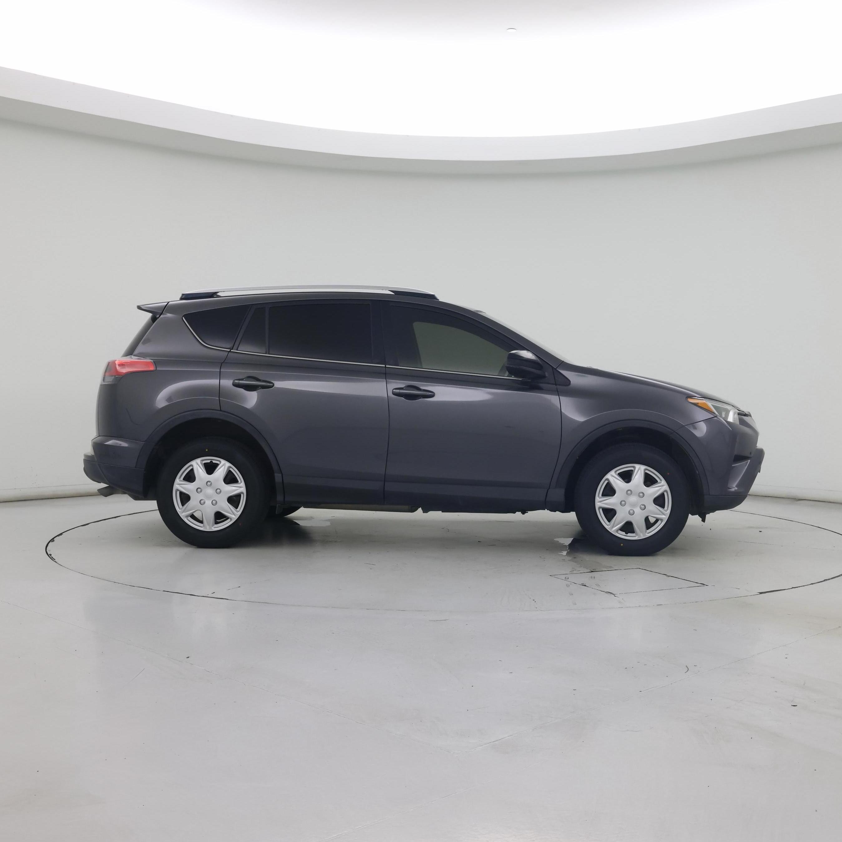 Thumbnail: 2016 Toyota RAV4 - 7