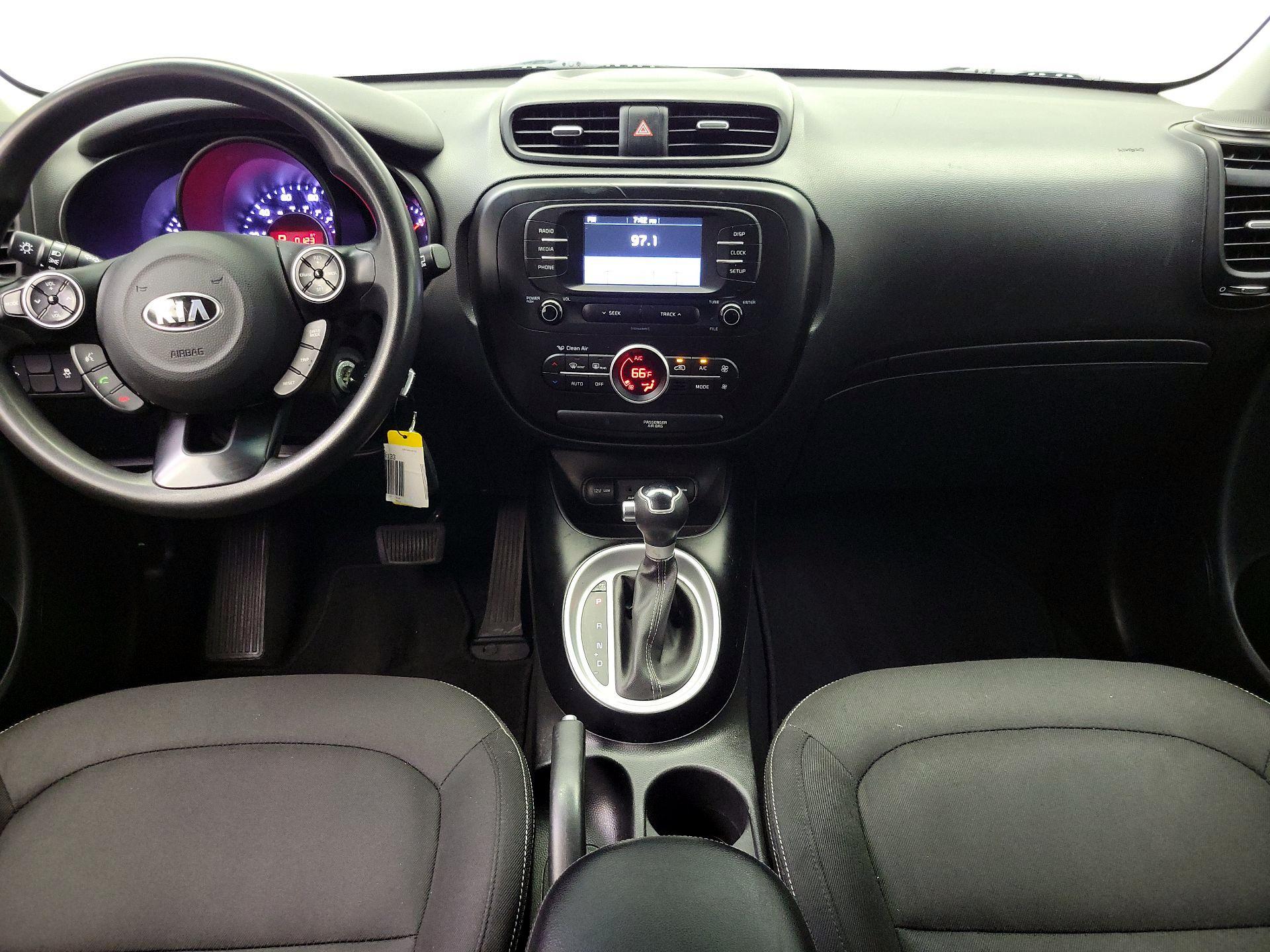 Thumbnail: 2017 Kia Soul - 9