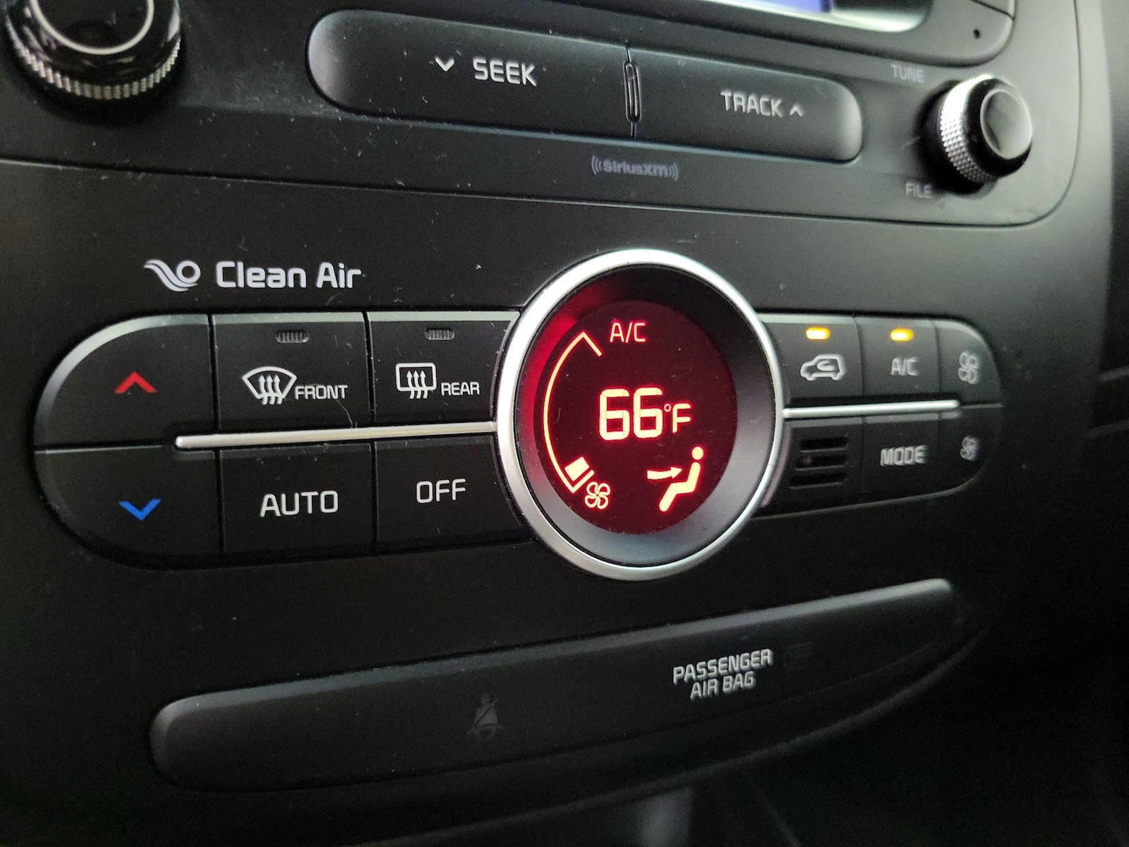2017 Kia Soul + - Photo 17