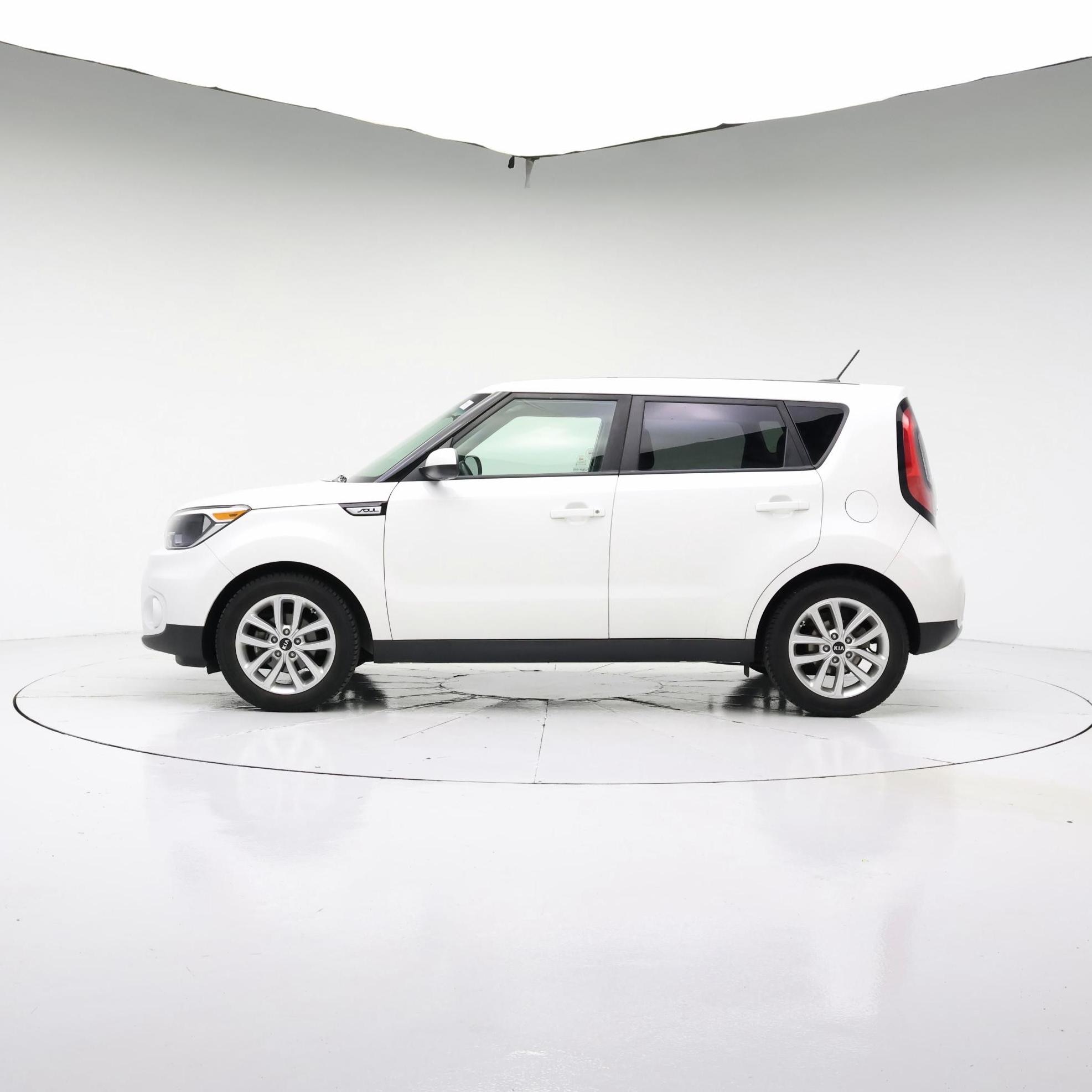 Thumbnail: 2017 Kia Soul - 3