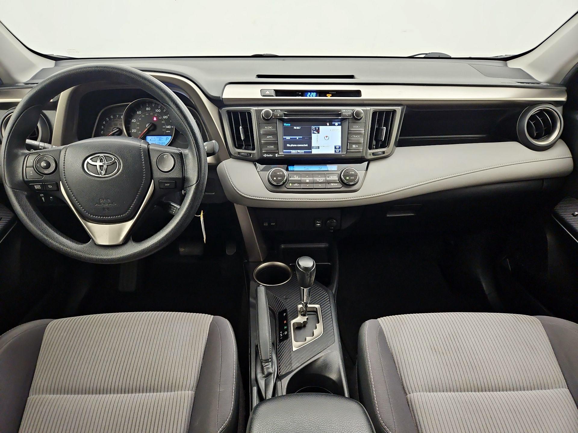 Thumbnail: 2015 Toyota RAV4 - 9