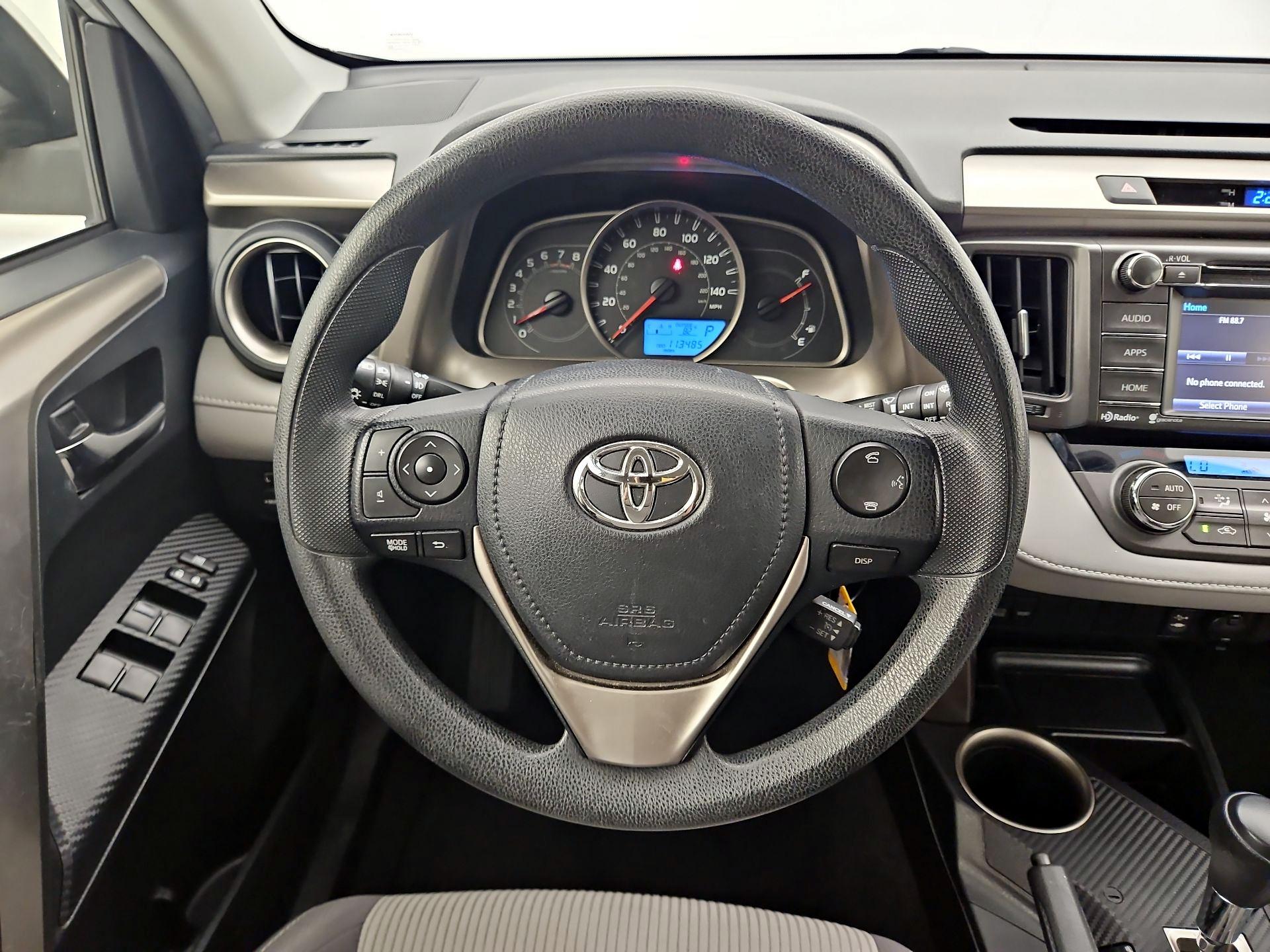 Thumbnail: 2015 Toyota RAV4 - 10