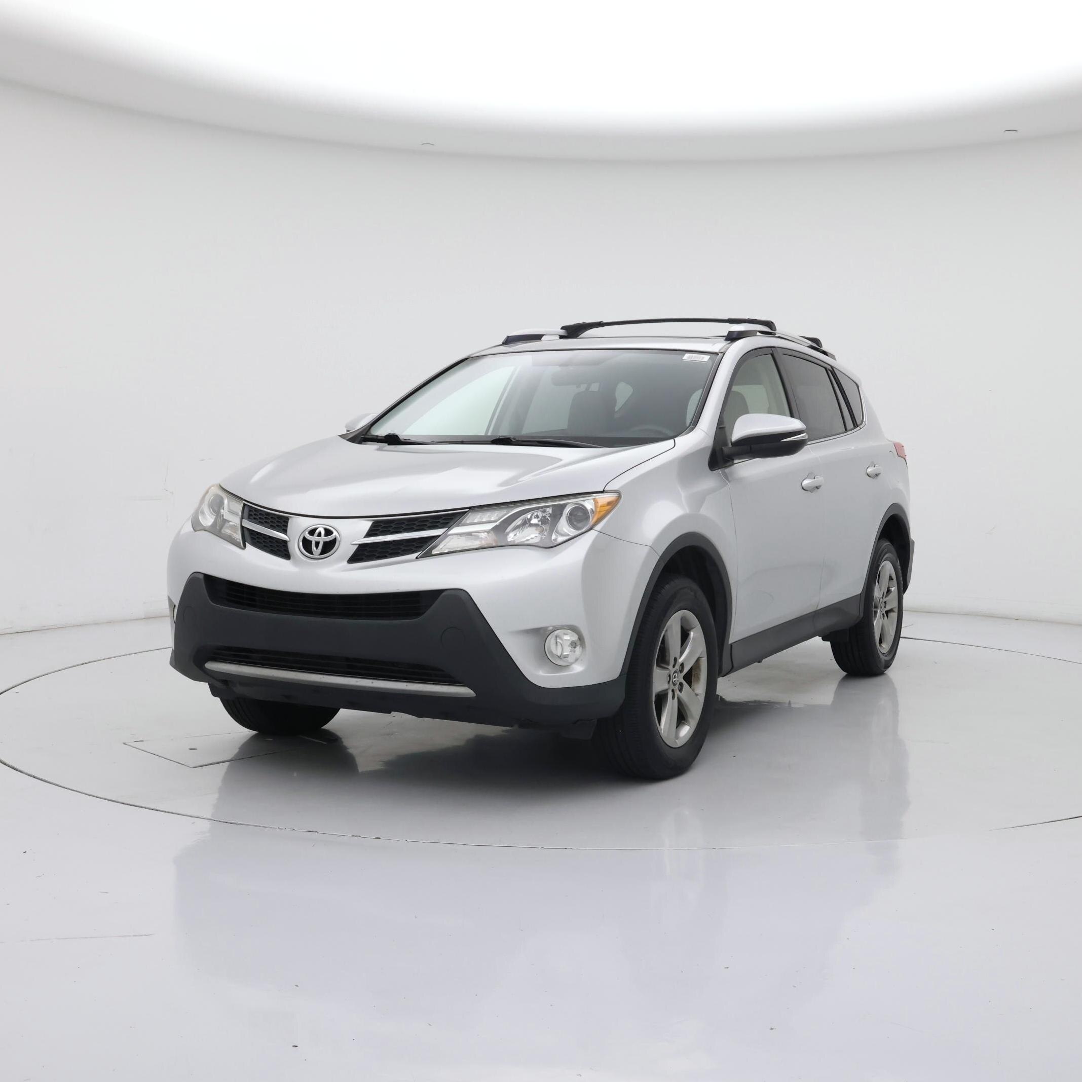 Thumbnail: 2015 Toyota RAV4 - 4