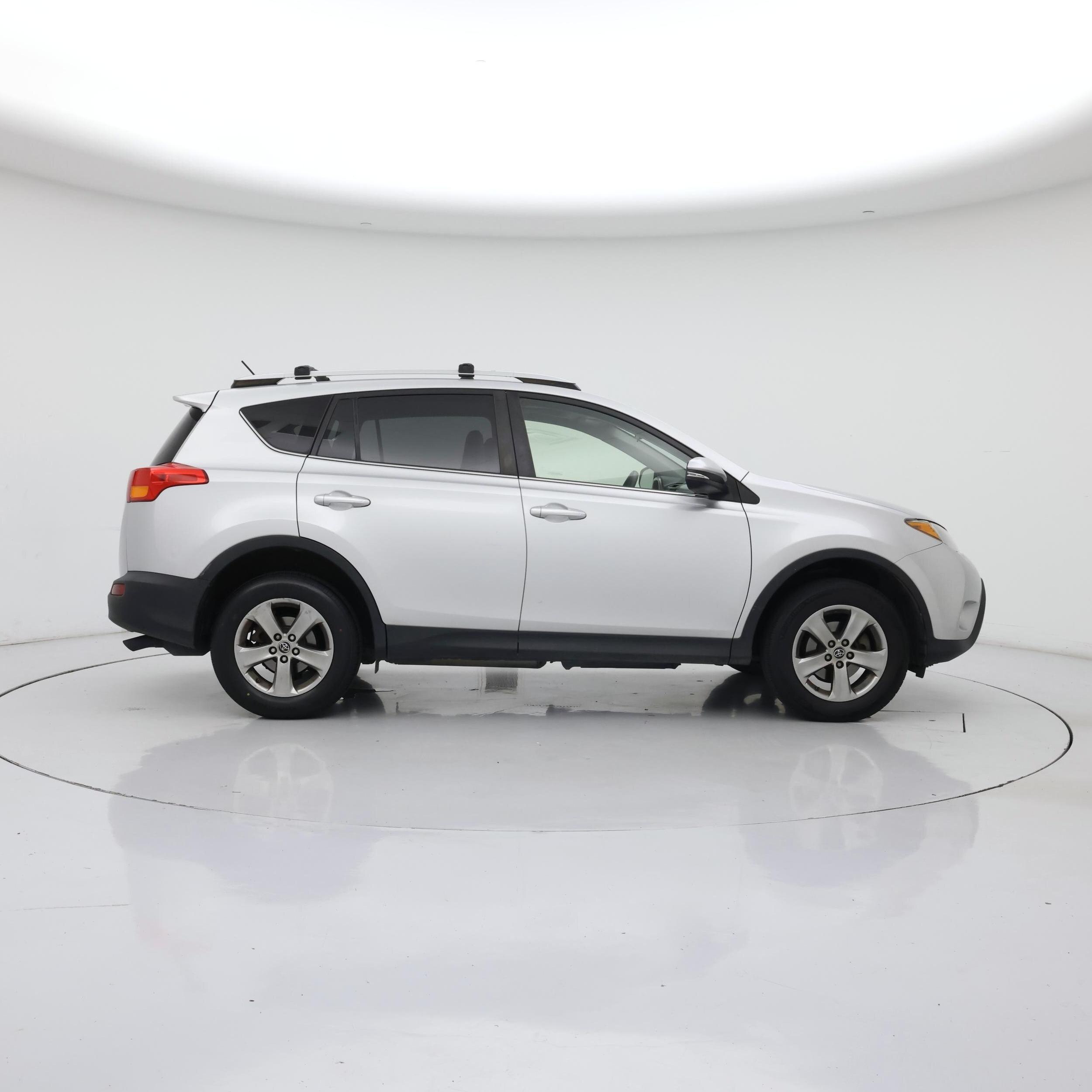 Thumbnail: 2015 Toyota RAV4 - 7