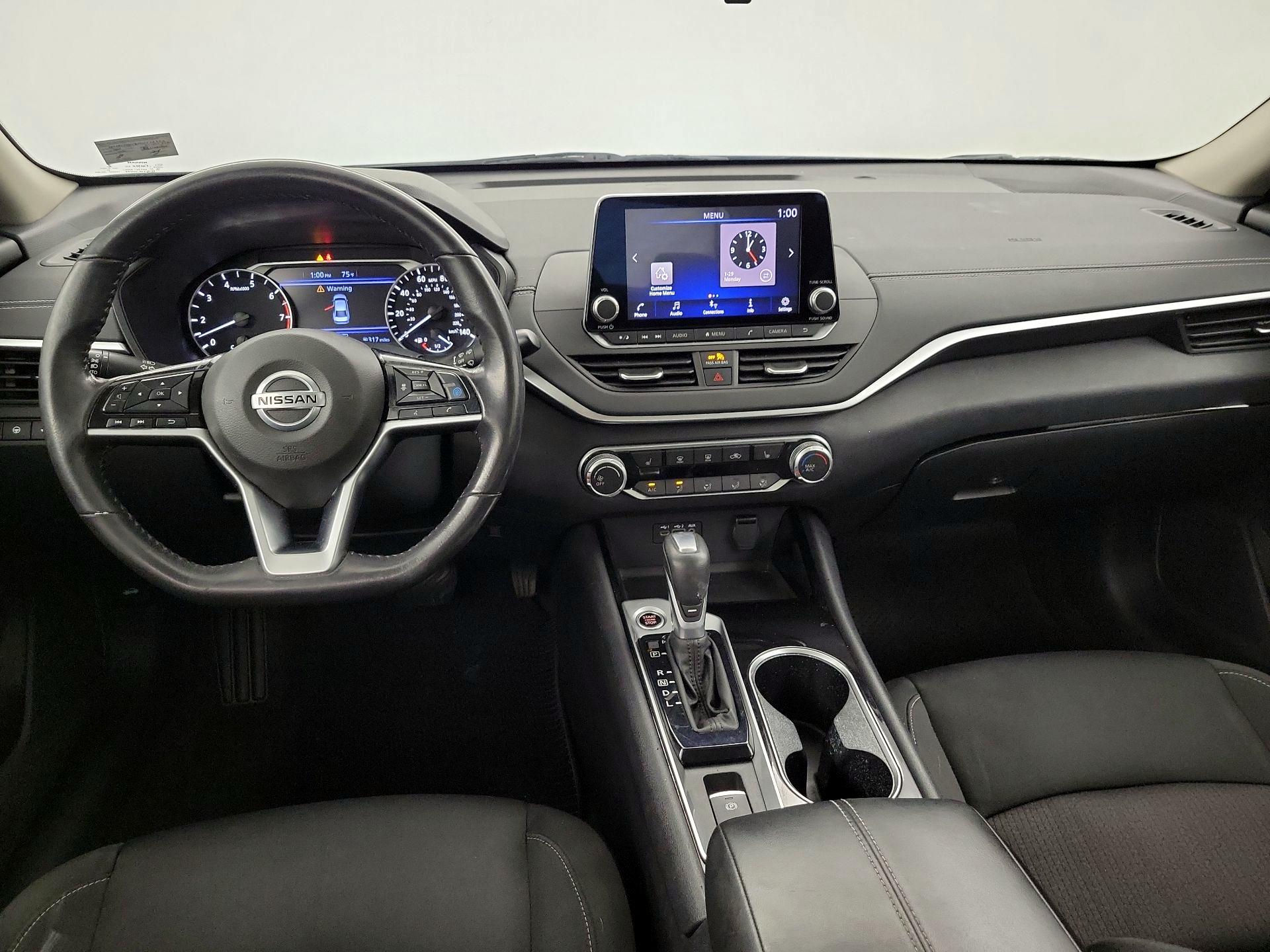 Thumbnail: 2021 Nissan Altima - 9