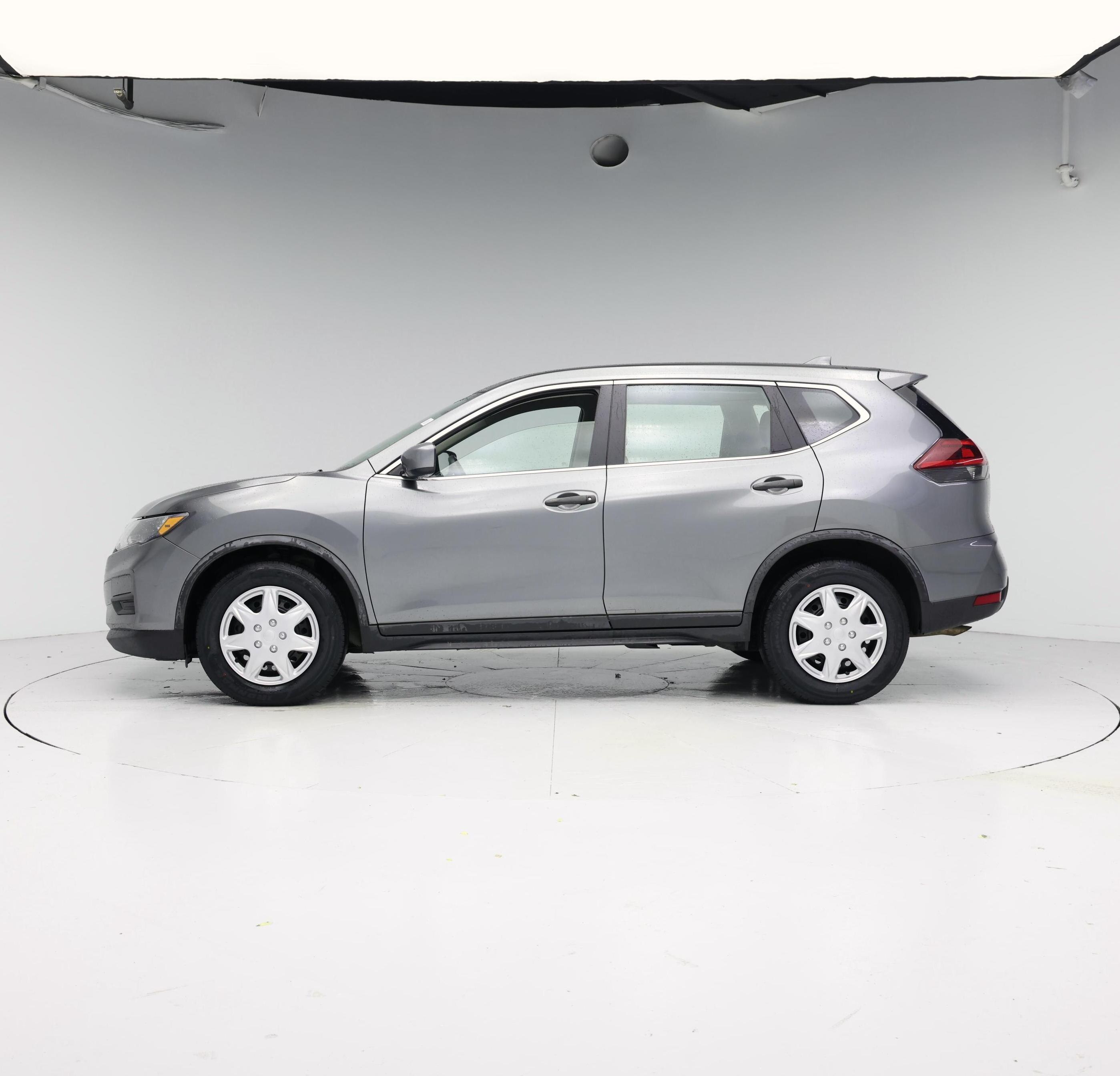 Thumbnail: 2018 Nissan Rogue - 3