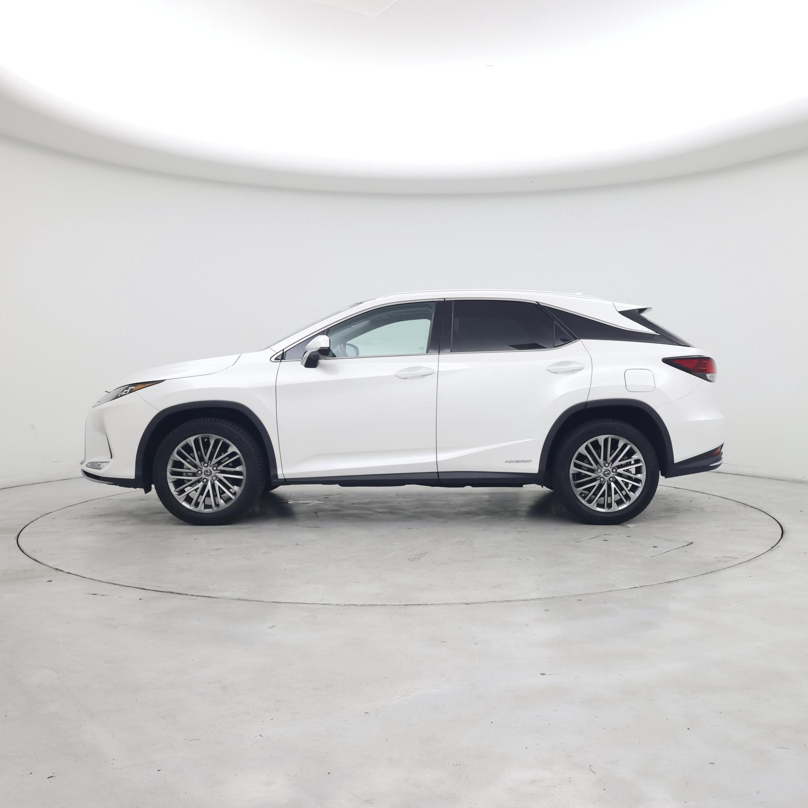 Thumbnail: 2020 Lexus RX - 3