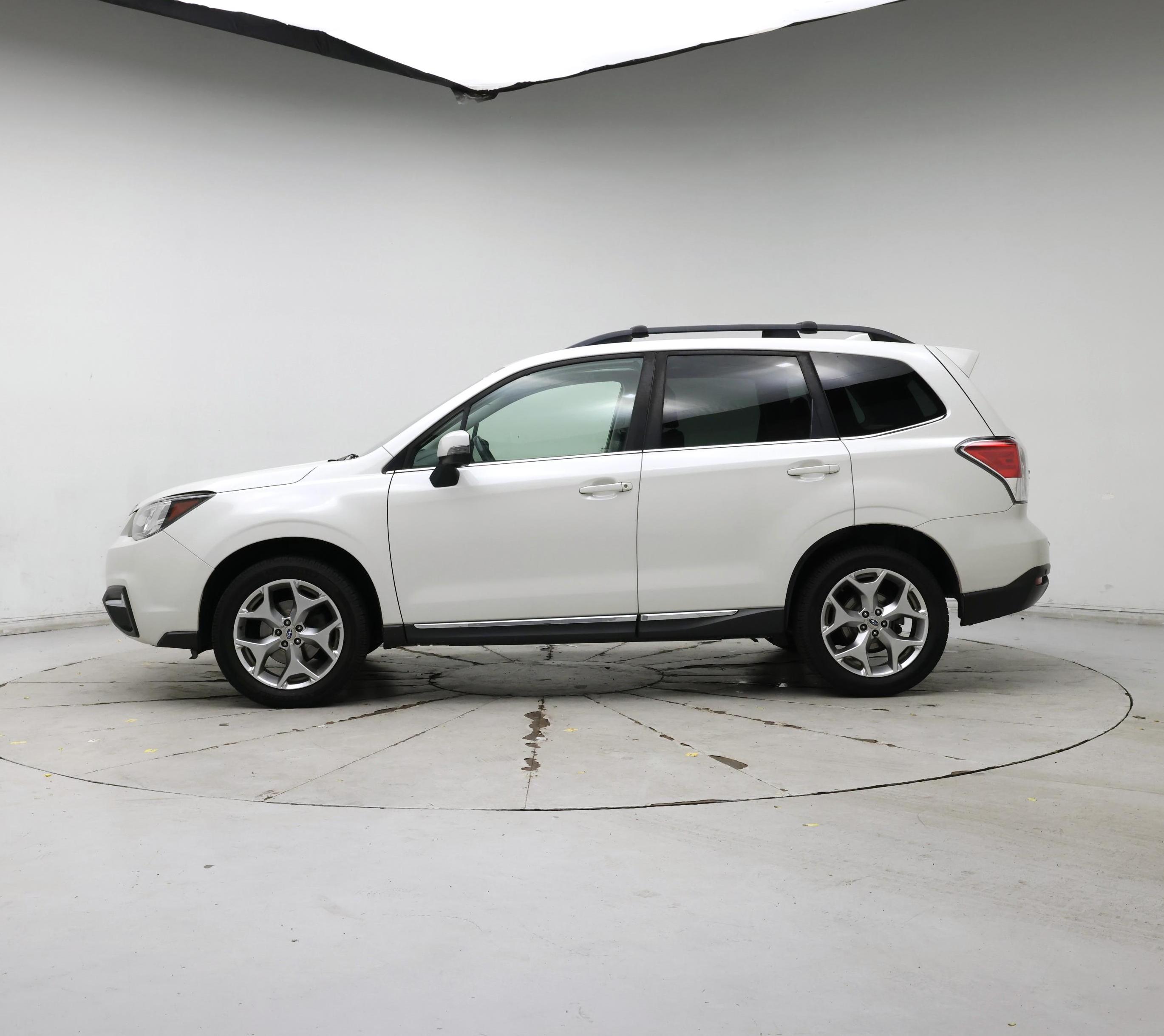 Thumbnail: 2018 Subaru Forester - 3