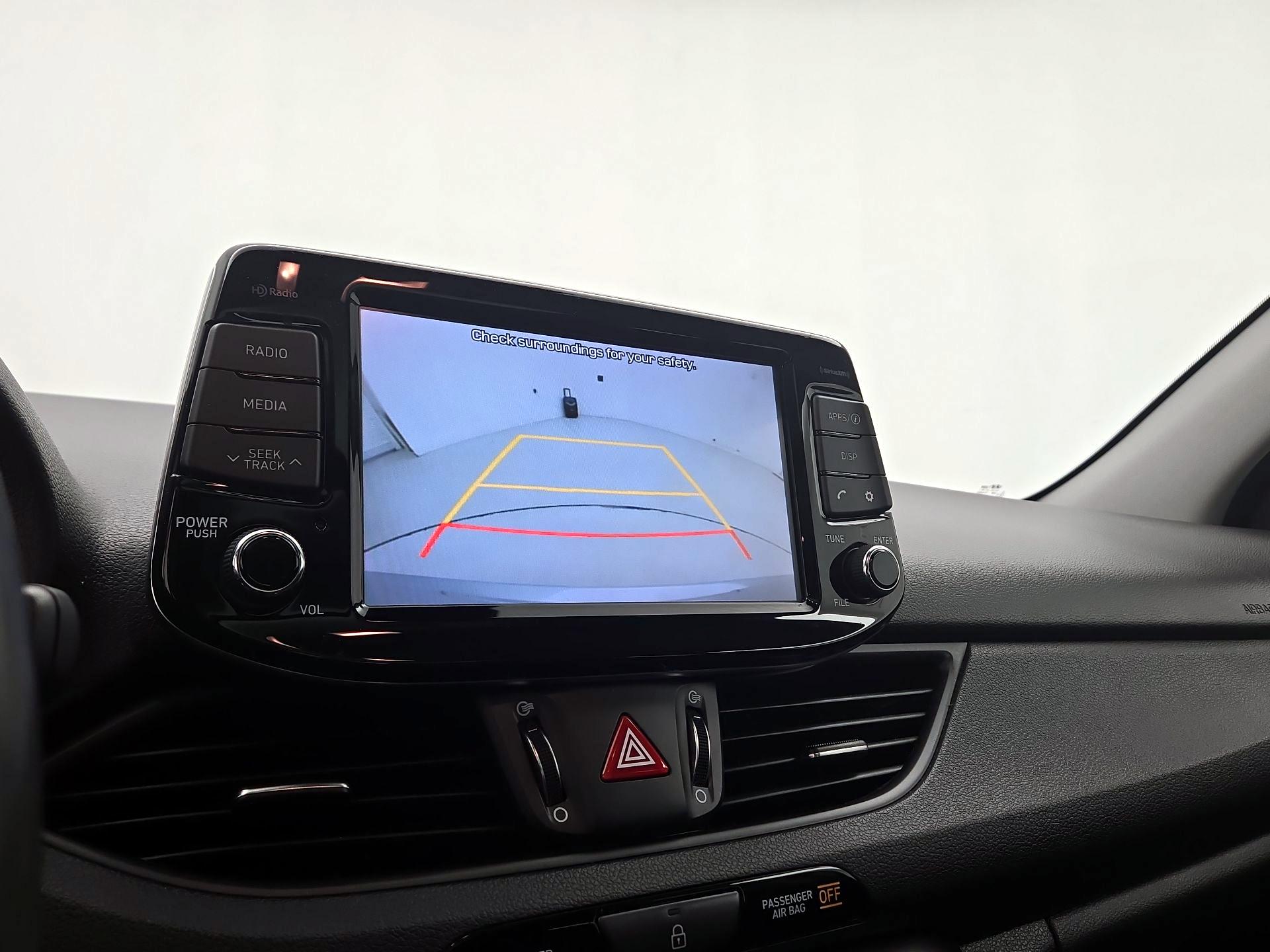 Thumbnail: 2020 Hyundai Elantra - 14