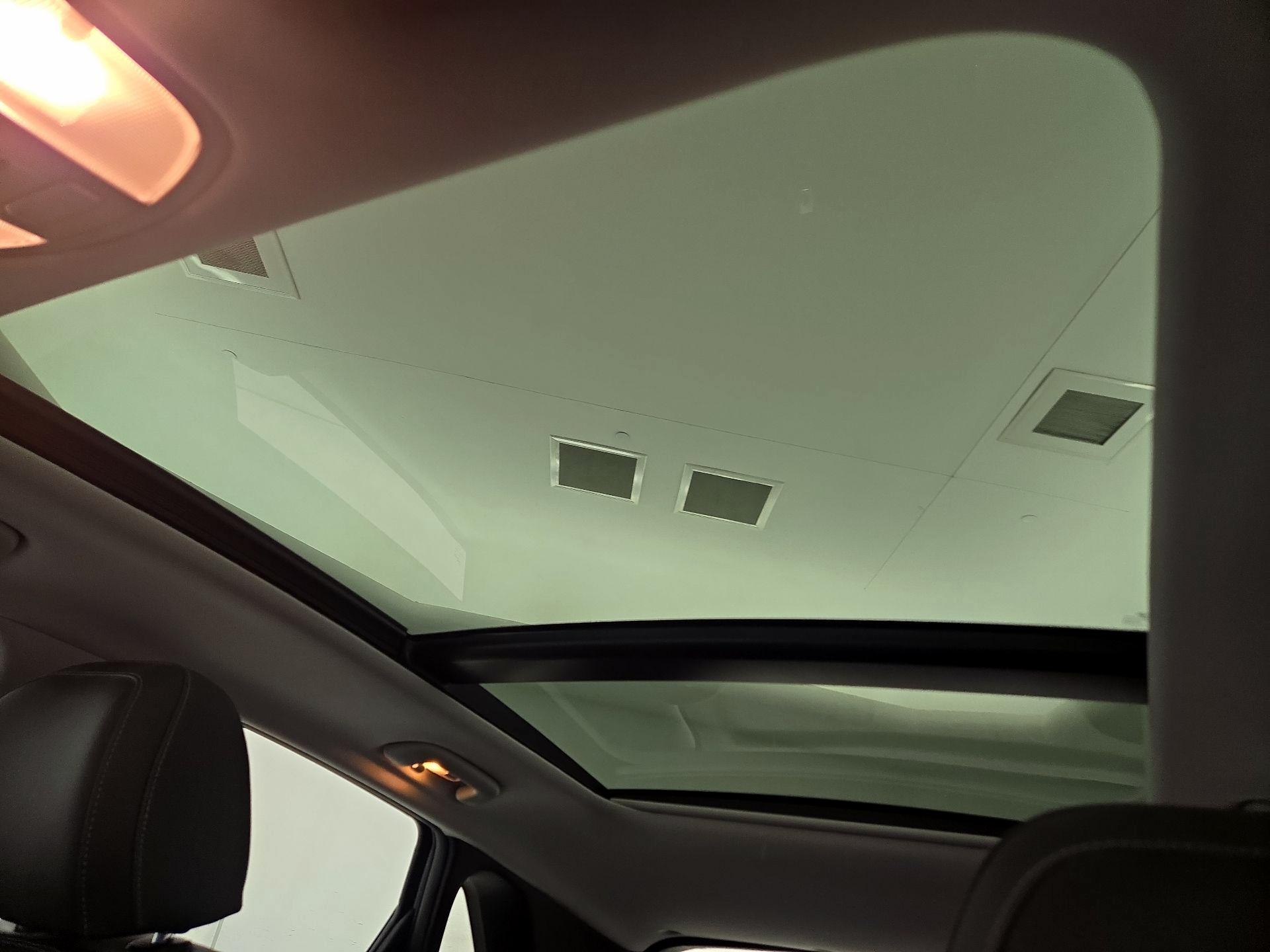 Thumbnail: 2020 Hyundai Elantra - 19