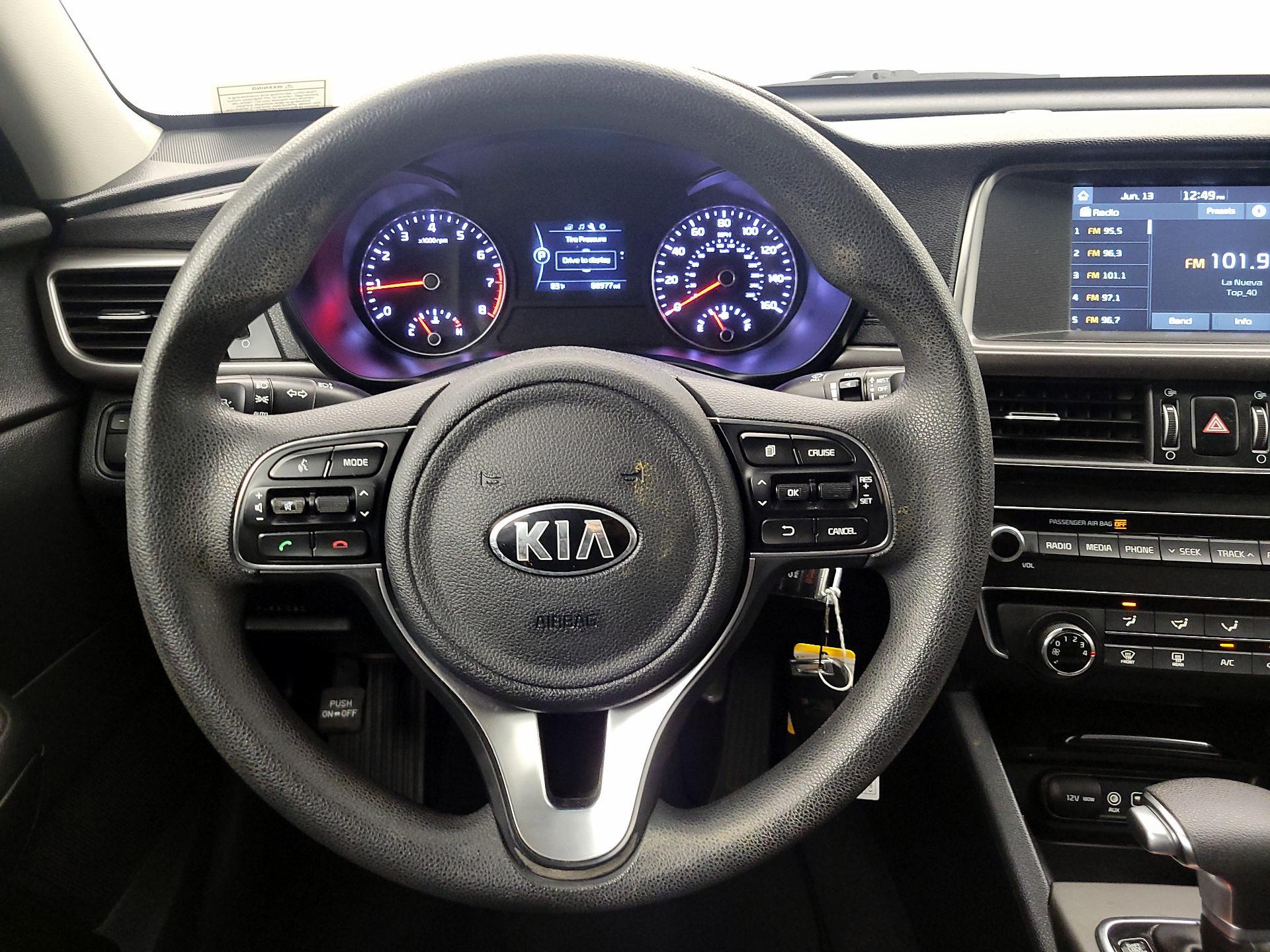 Thumbnail: 2018 Kia Optima - 10