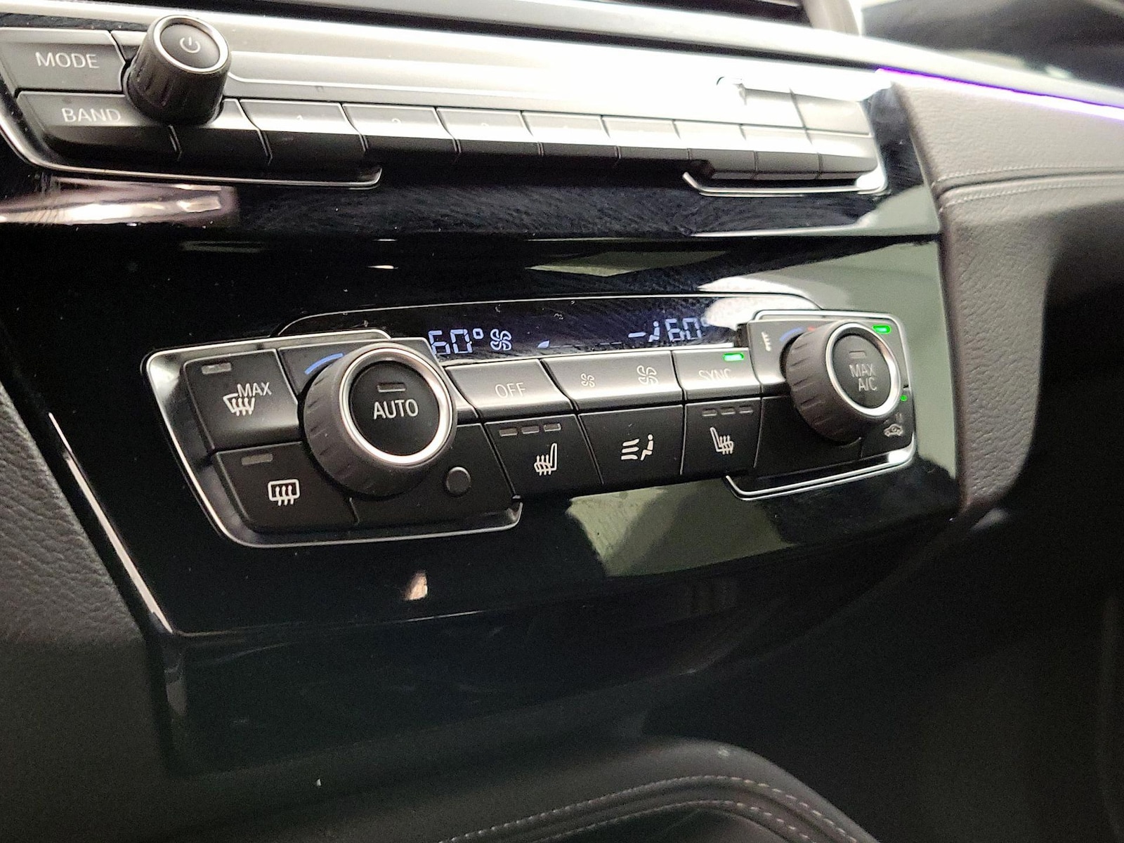 2021 BMW X1 28i - Photo 18