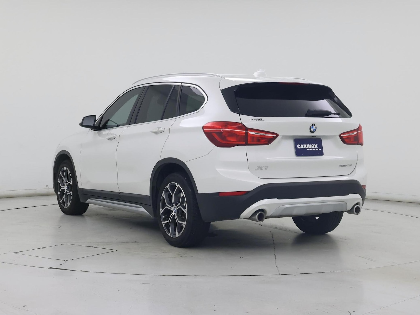 2021 BMW X1 28i - Photo 3