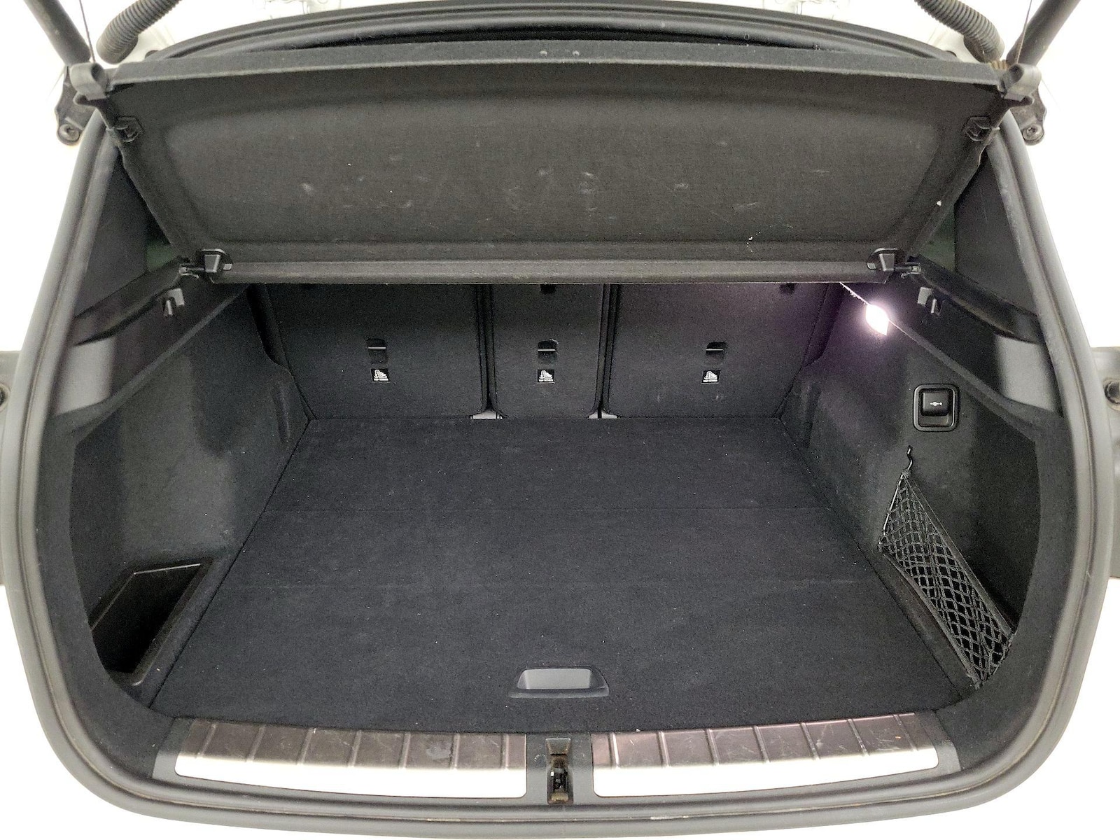 2021 BMW X1 28i - Photo 23