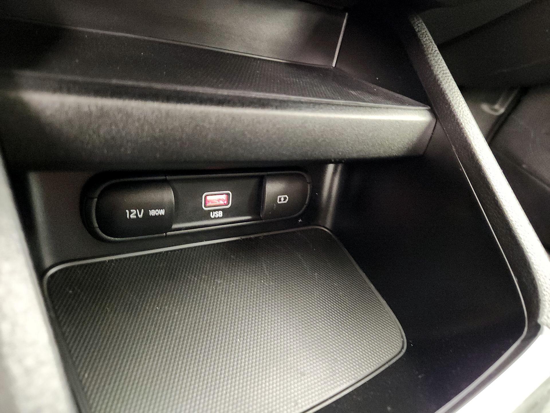 Thumbnail: 2024 Kia Forte - 18