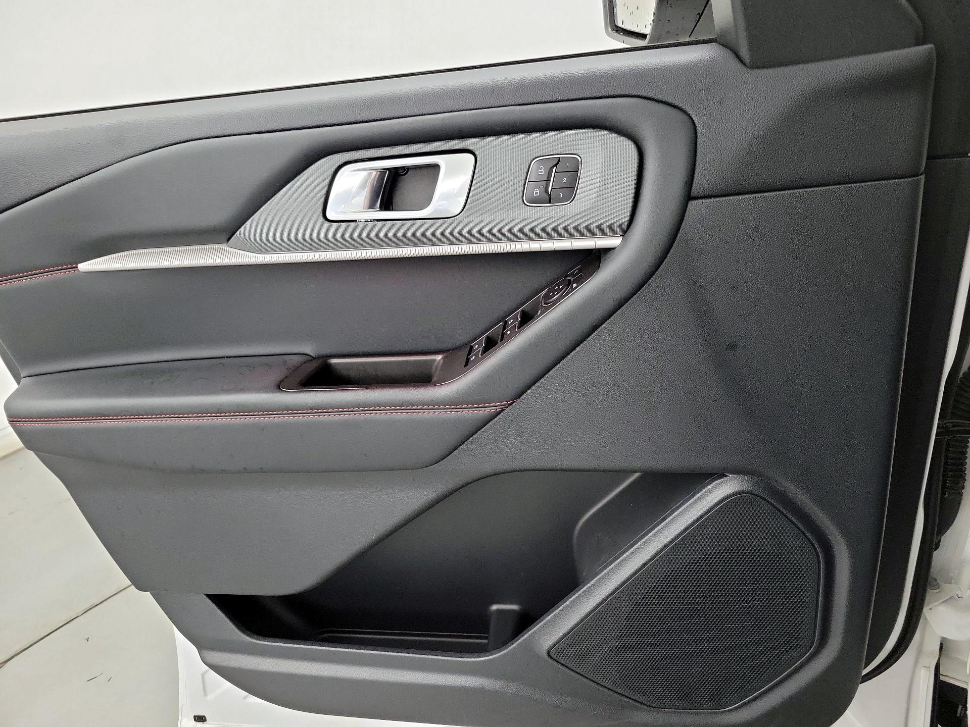 Thumbnail: 2025 Ford Explorer - 12