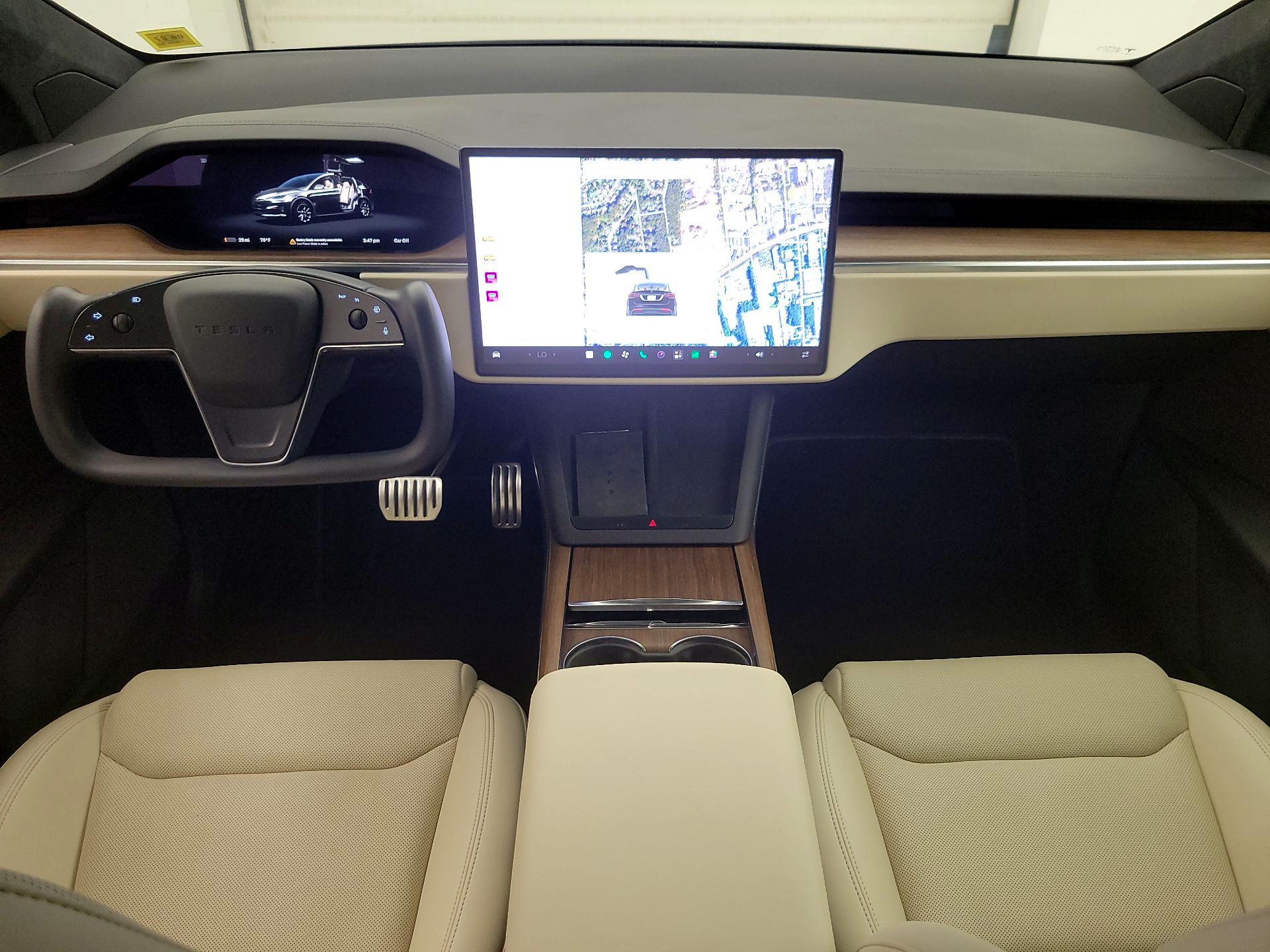 Thumbnail: 2022 Tesla Model X - 9