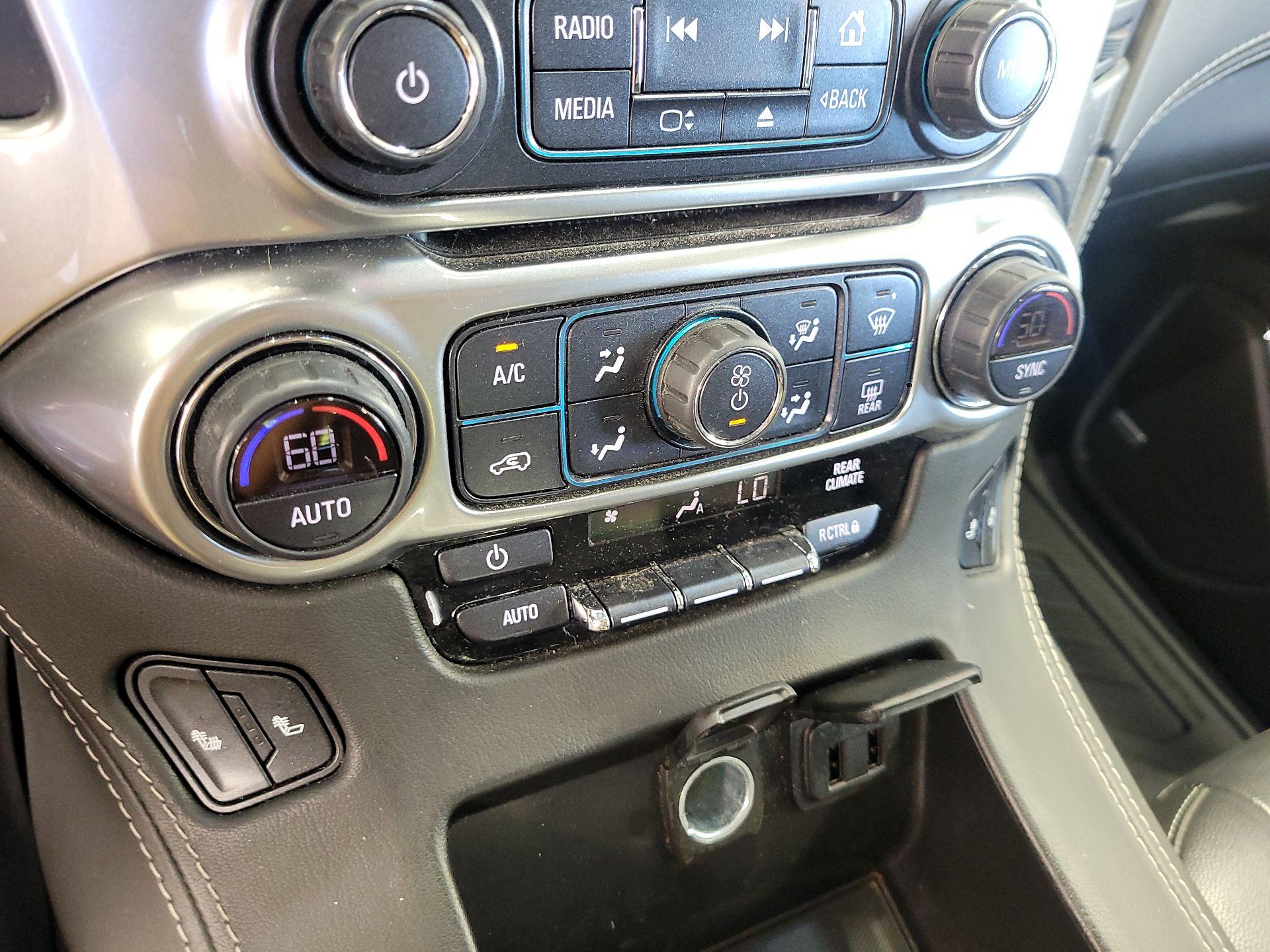 Thumbnail: 2019 Chevrolet Tahoe - 16