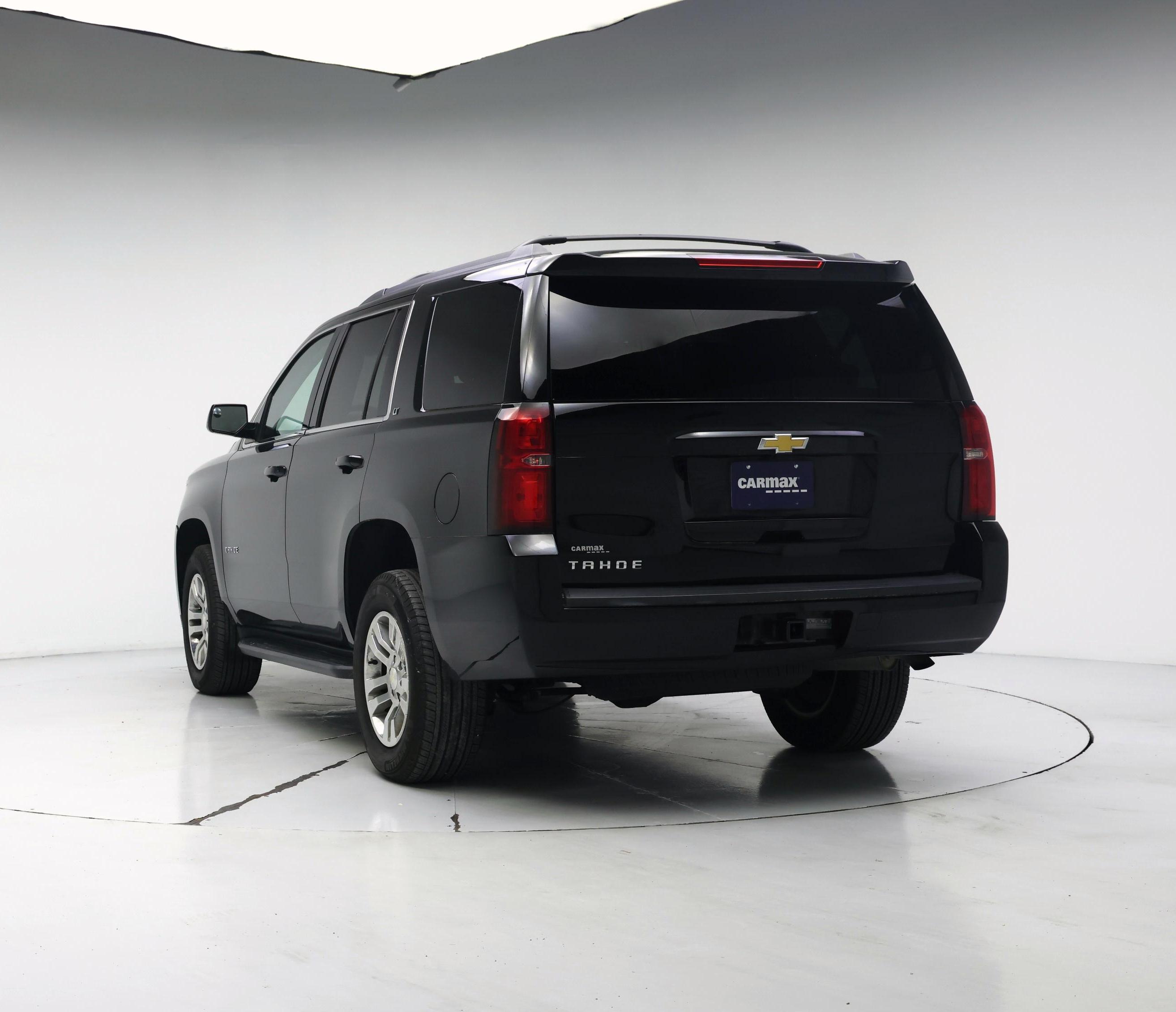 Thumbnail: 2019 Chevrolet Tahoe - 2