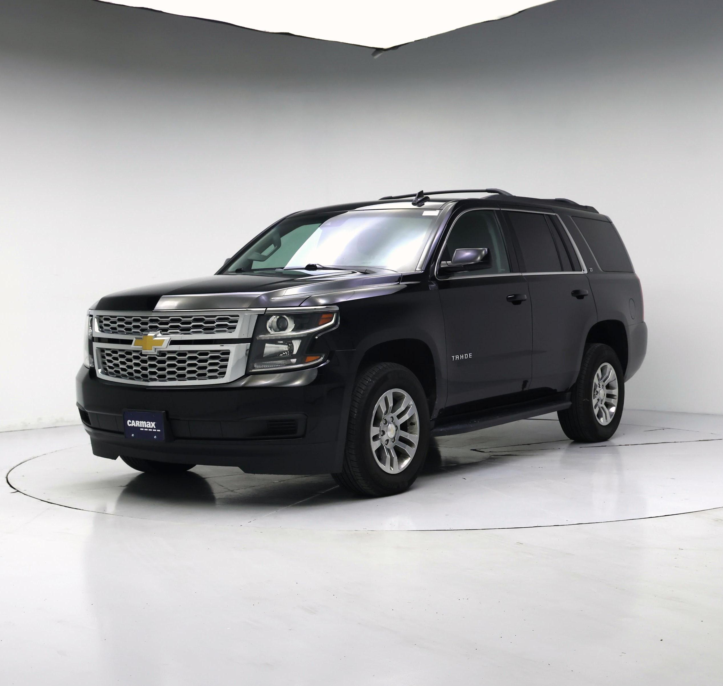 Thumbnail: 2019 Chevrolet Tahoe - 4