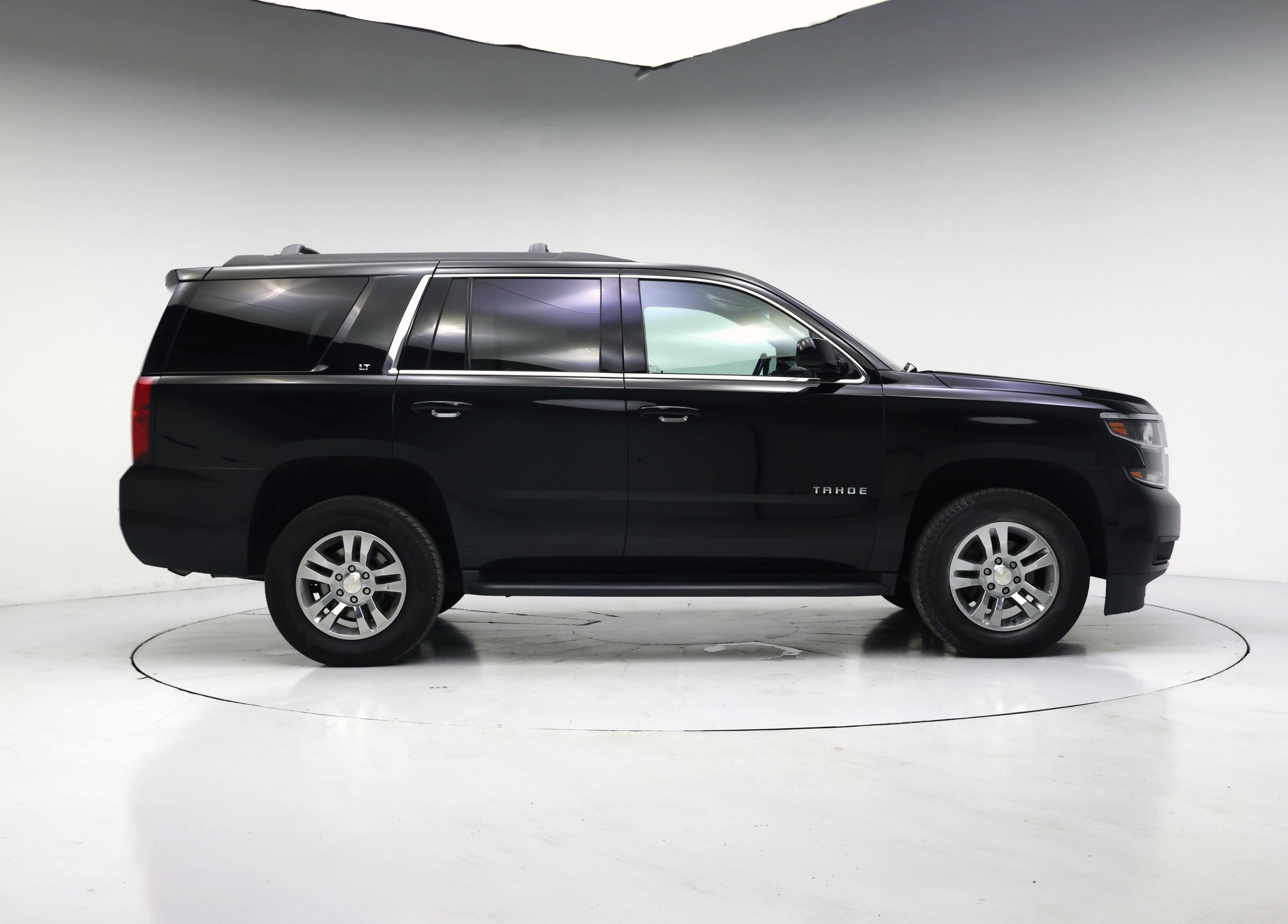 Thumbnail: 2019 Chevrolet Tahoe - 7