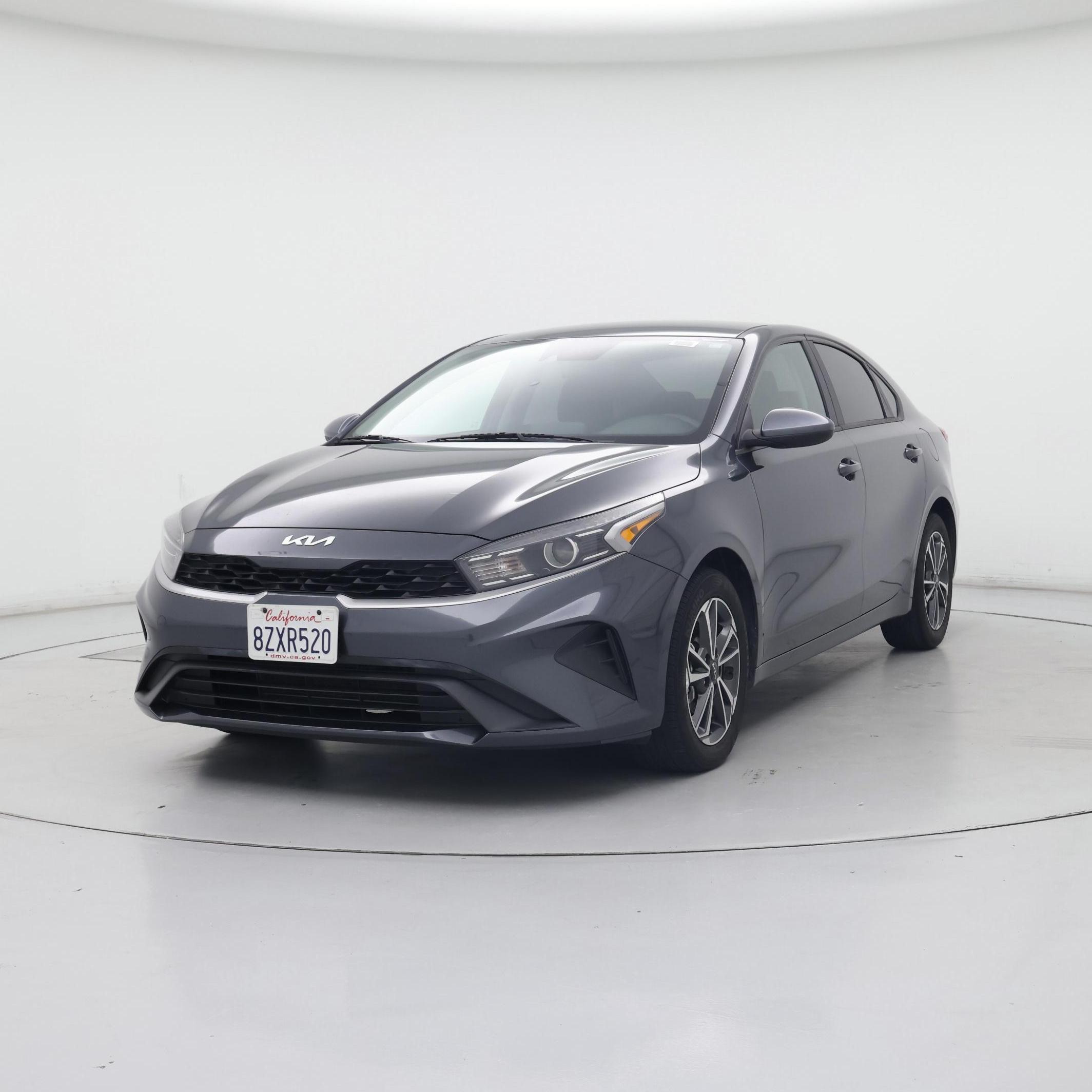 Thumbnail: 2022 Kia Forte - 4