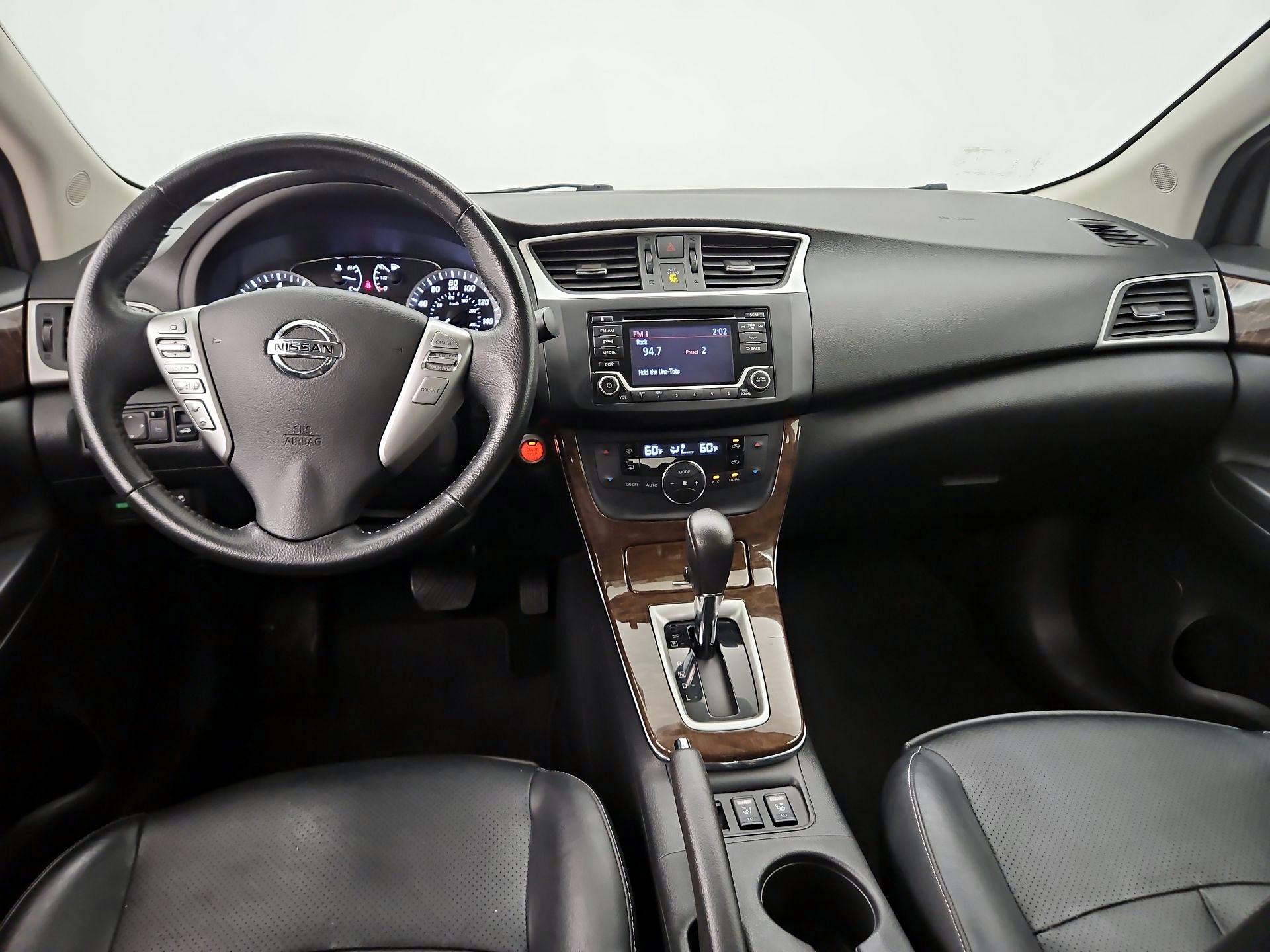 Thumbnail: 2015 Nissan Sentra - 9