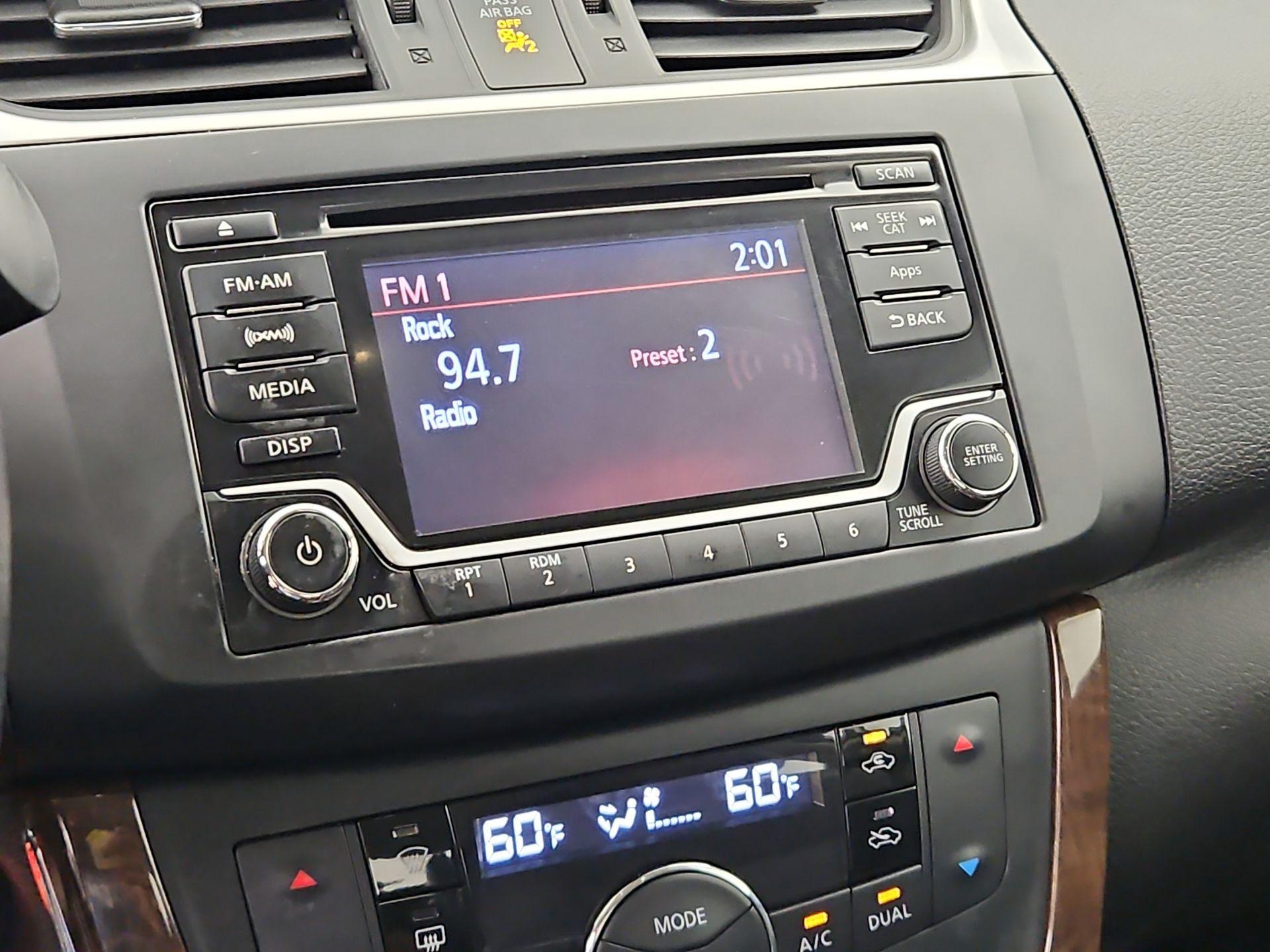 Thumbnail: 2015 Nissan Sentra - 15