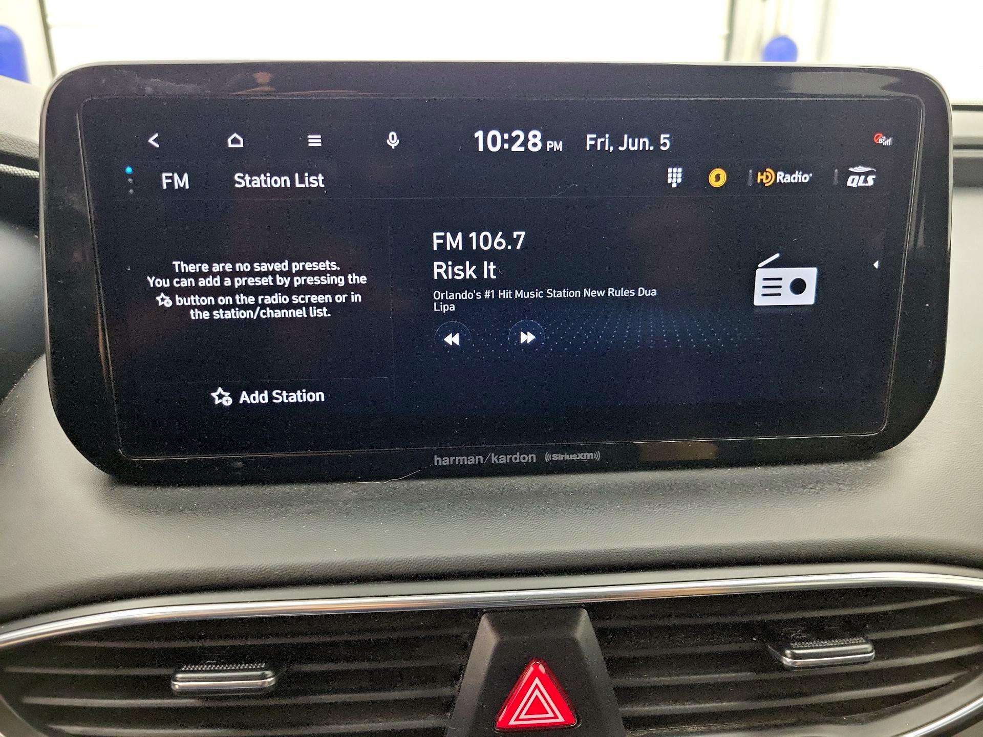 Thumbnail: 2022 Hyundai Santa Fe - 16