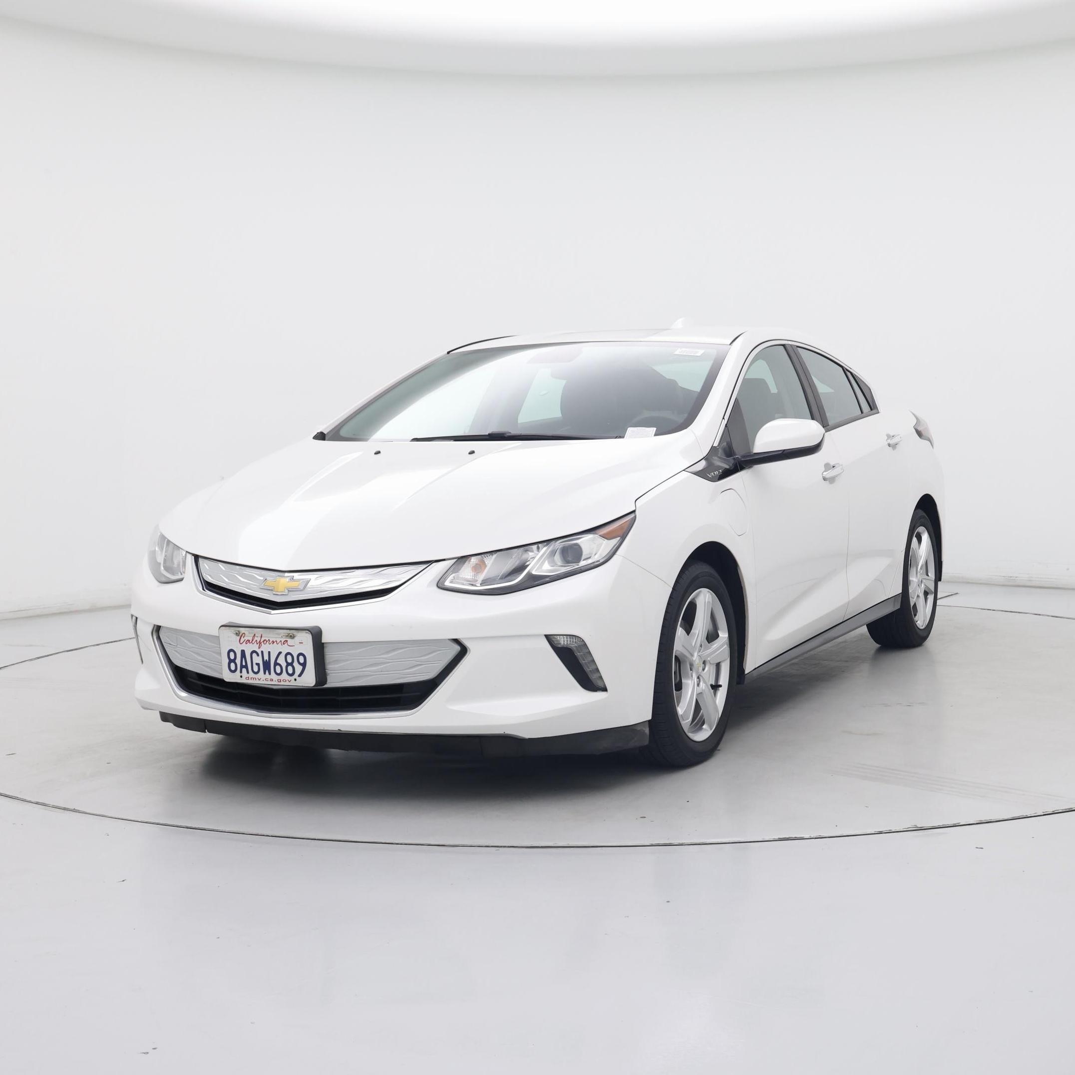Thumbnail: 2017 Chevrolet Volt - 4