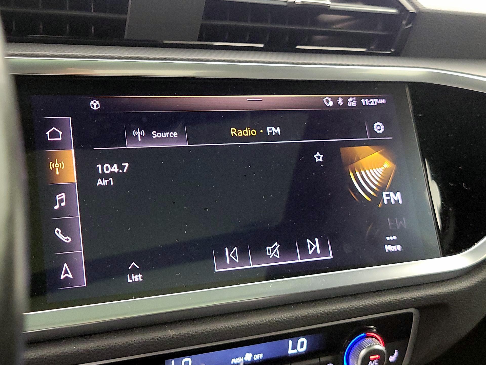 Thumbnail: 2020 Audi Q3 - 16