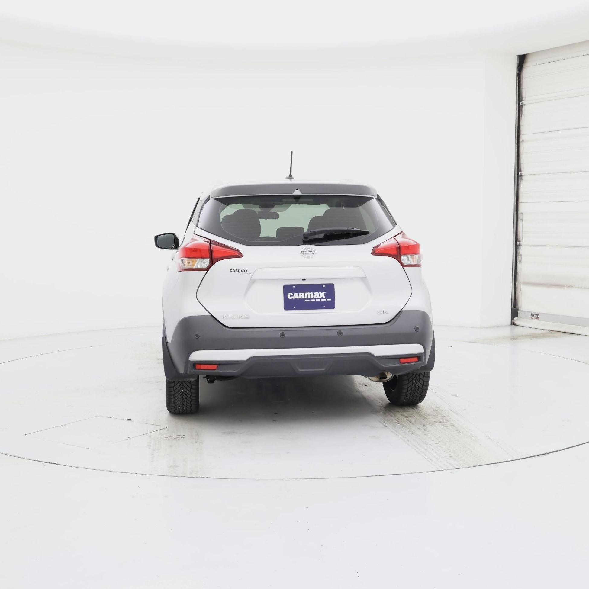 Thumbnail: 2020 Nissan Kicks - 6