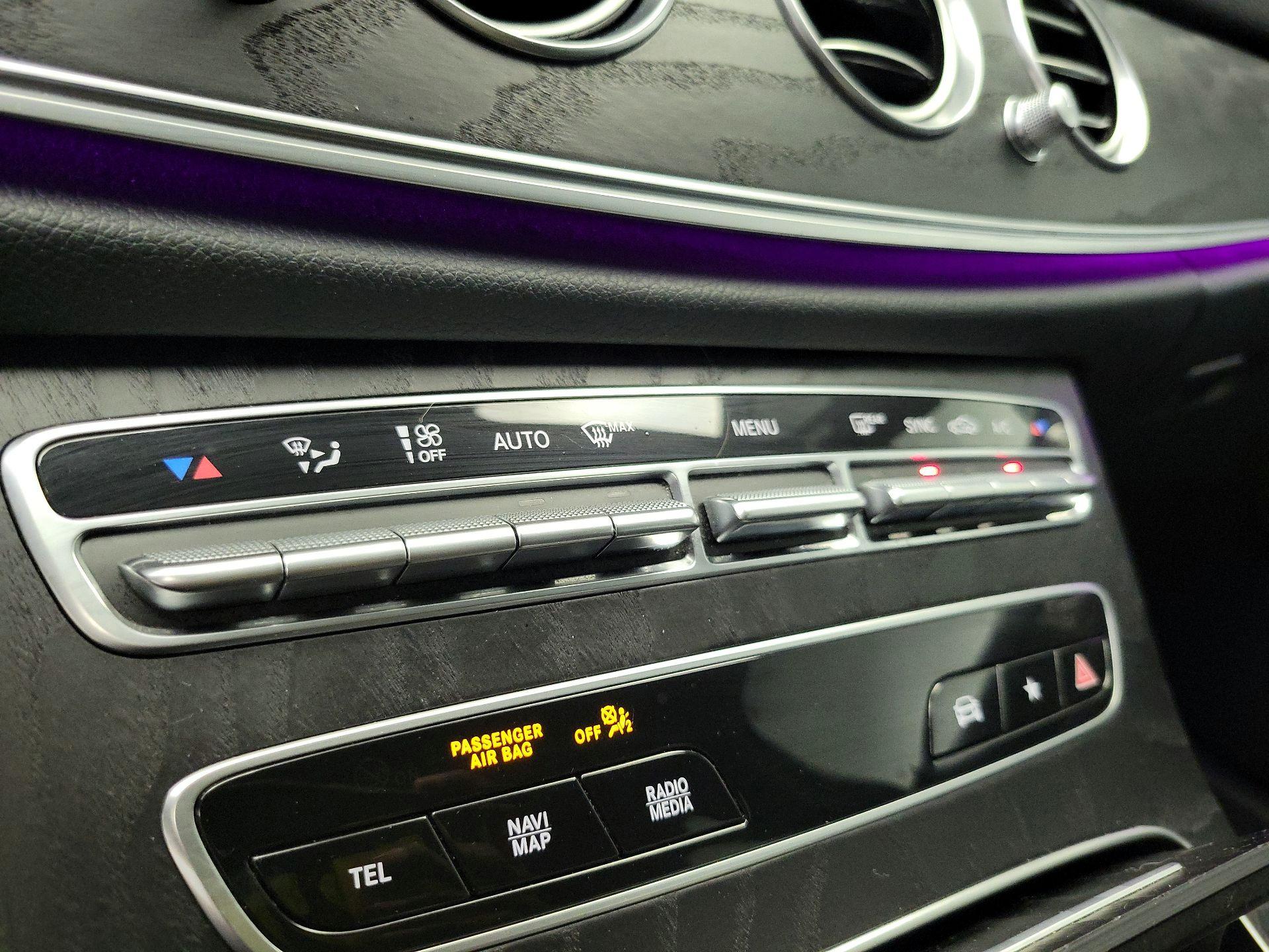 Thumbnail: 2021 Mercedes-Benz E-Class - 17