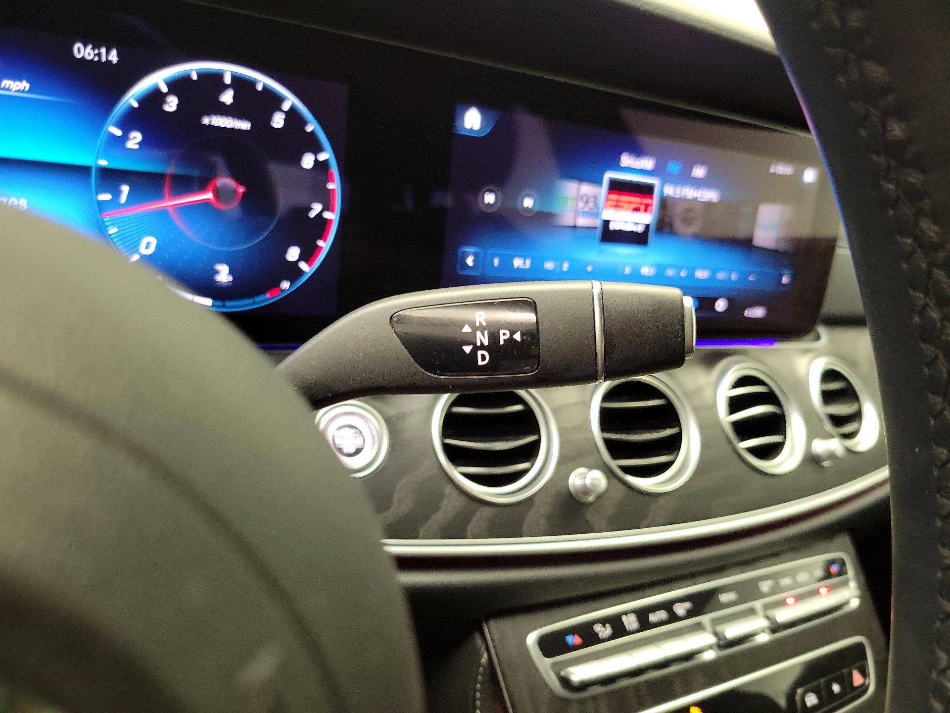 Thumbnail: 2021 Mercedes-Benz E-Class - 18