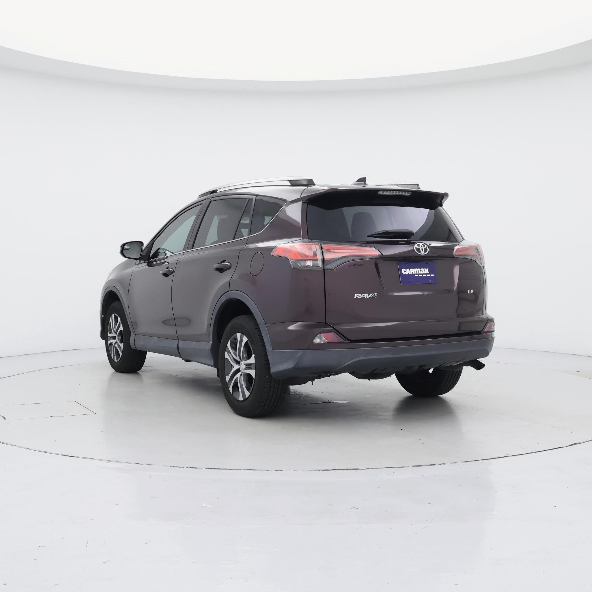 Thumbnail: 2018 Toyota RAV4 - 2