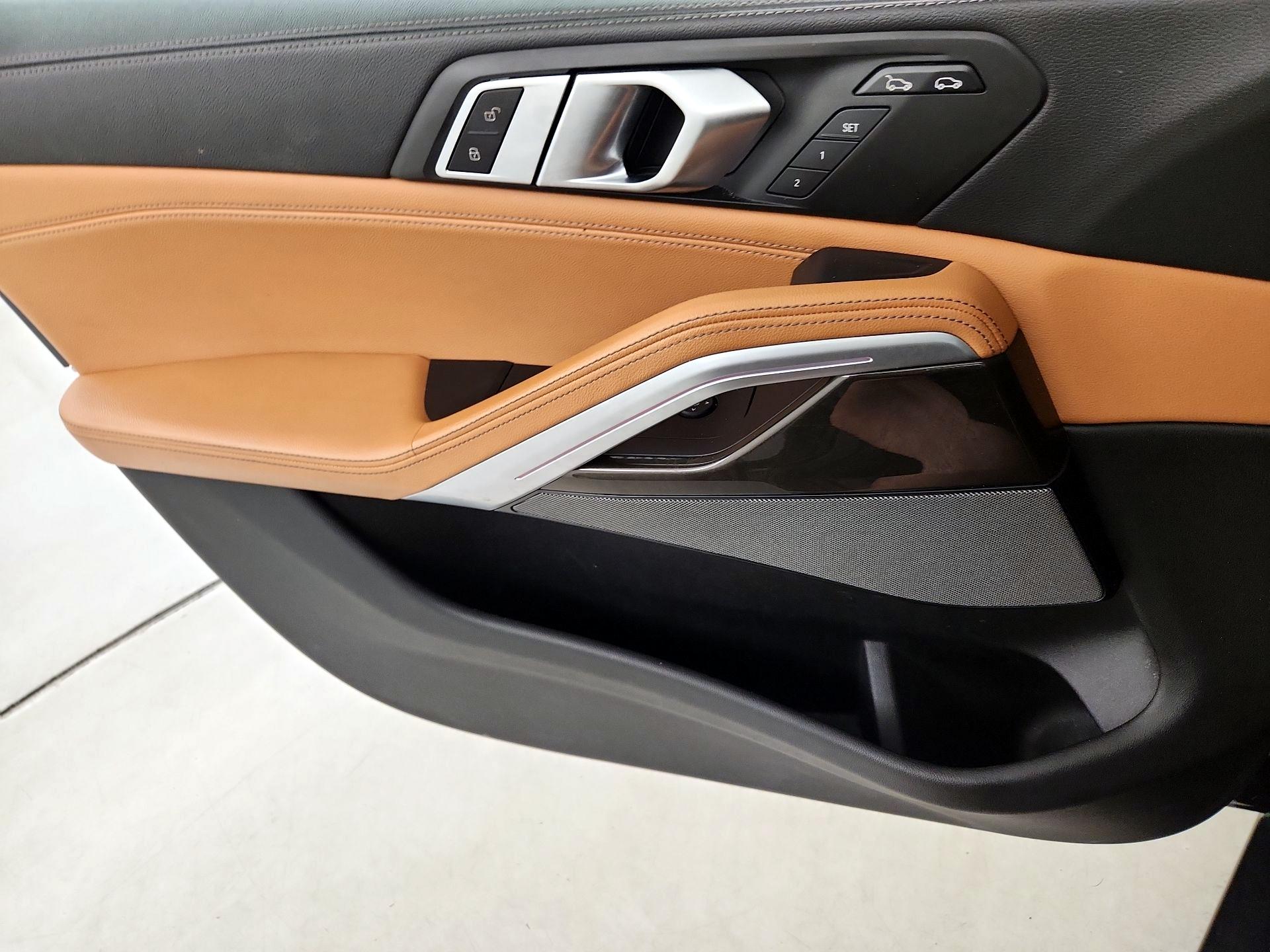 Thumbnail: 2022 BMW X6 - 12